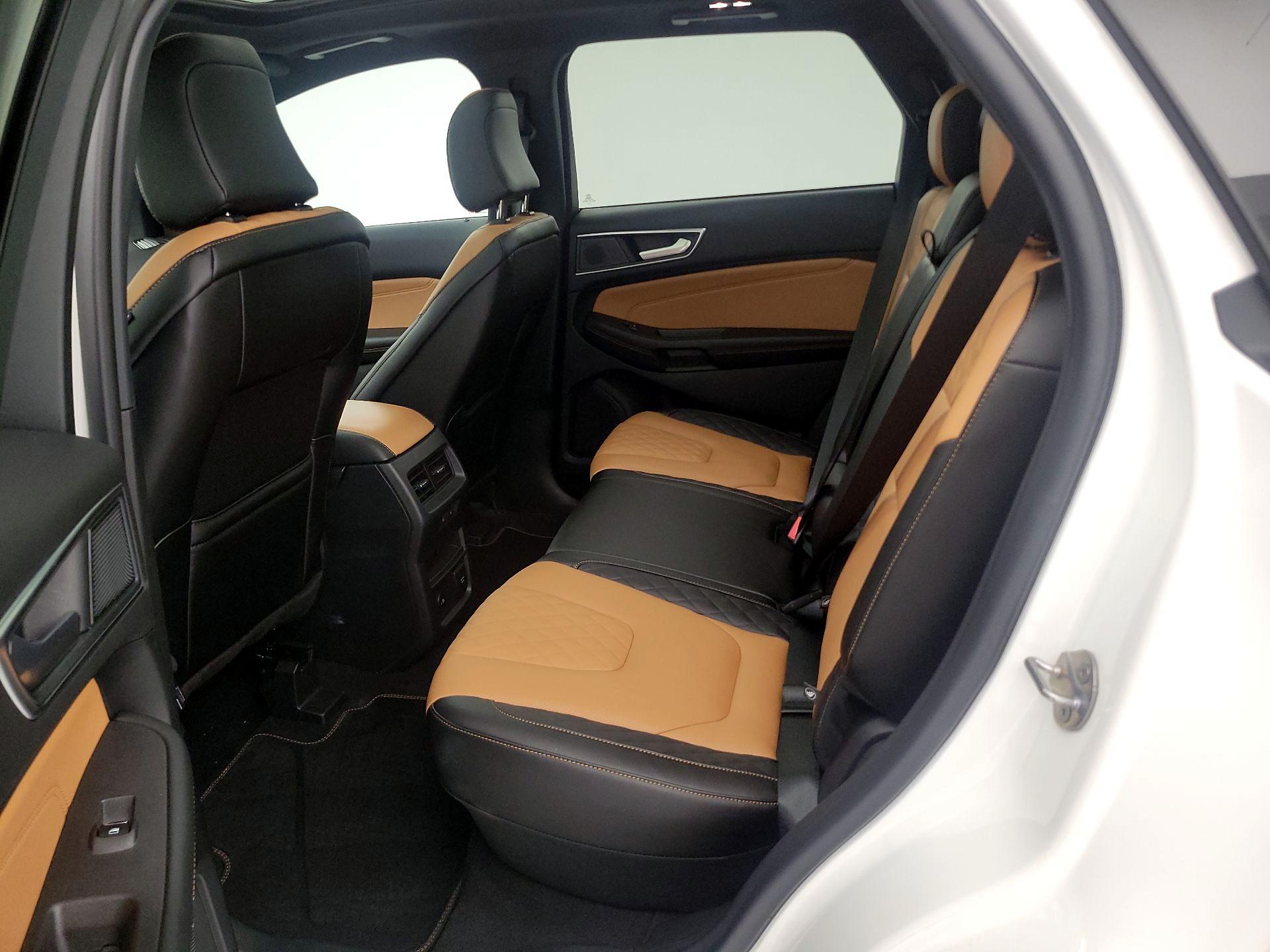 Thumbnail: 2024 Ford Edge - 20