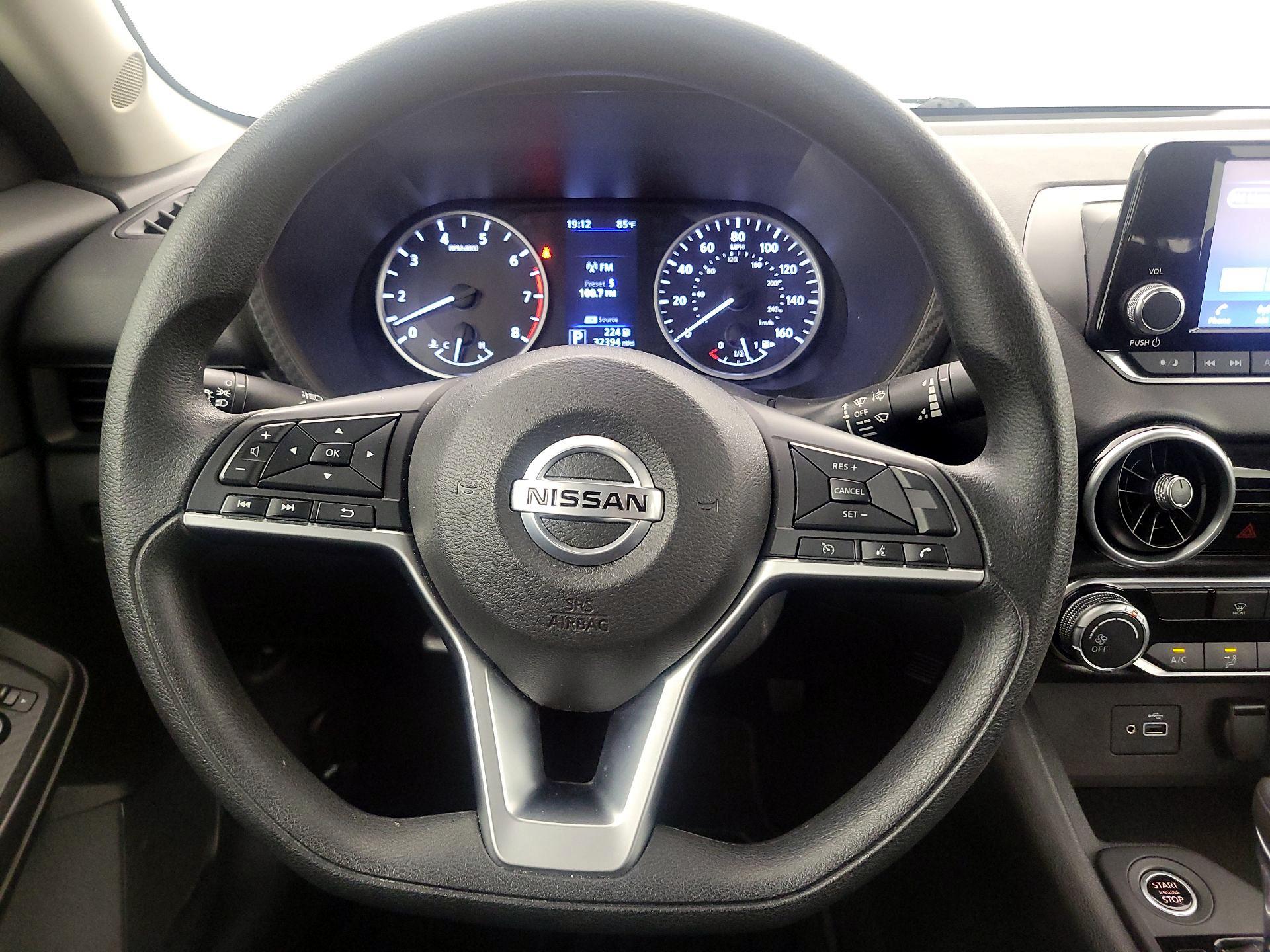 Thumbnail: 2022 Nissan Sentra - 10