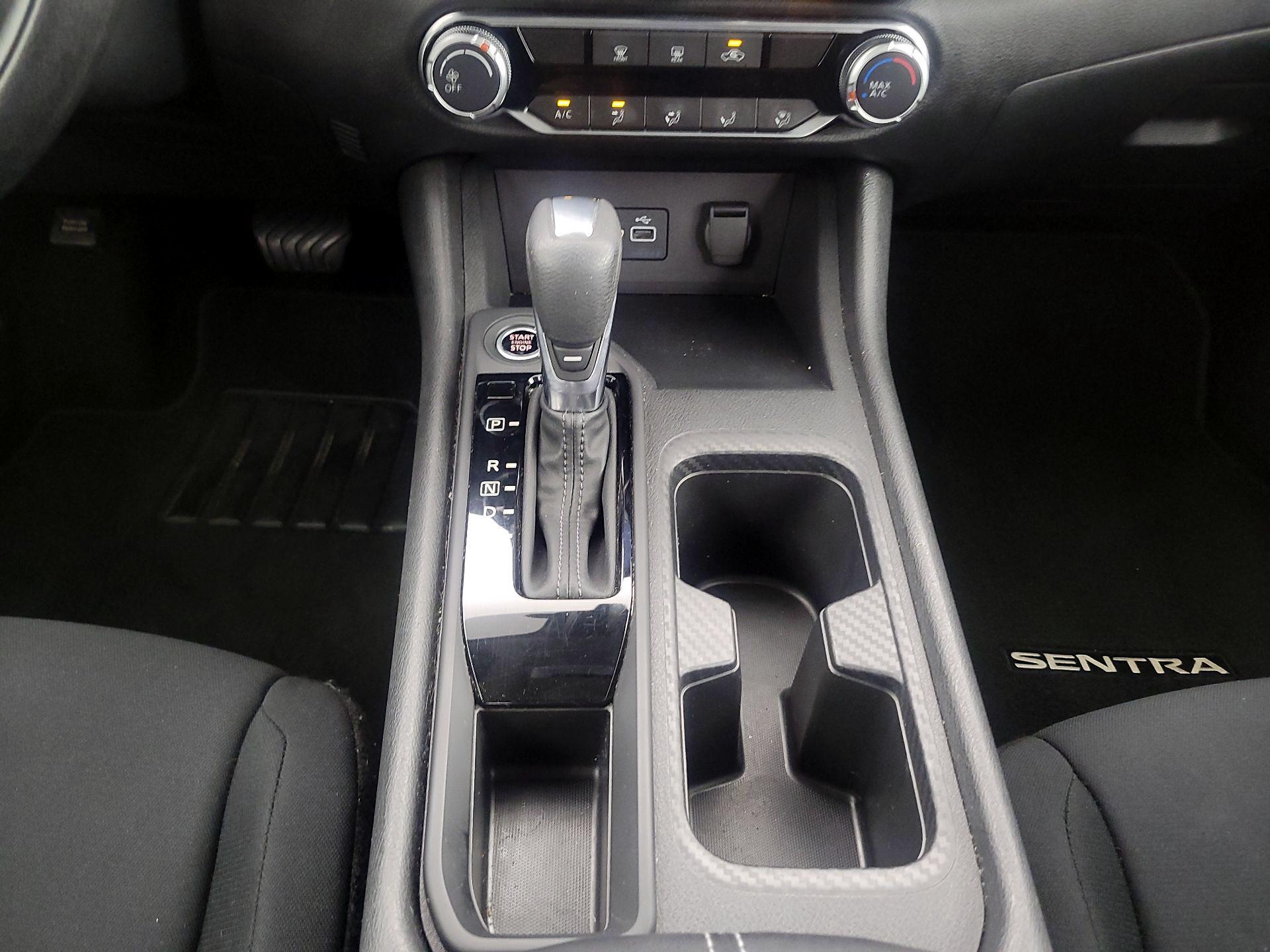 Thumbnail: 2022 Nissan Sentra - 17