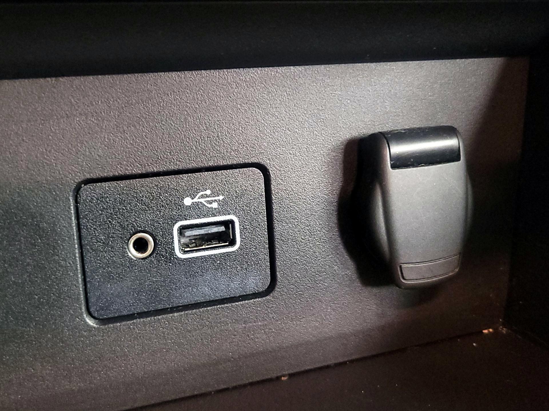 Thumbnail: 2022 Nissan Sentra - 18