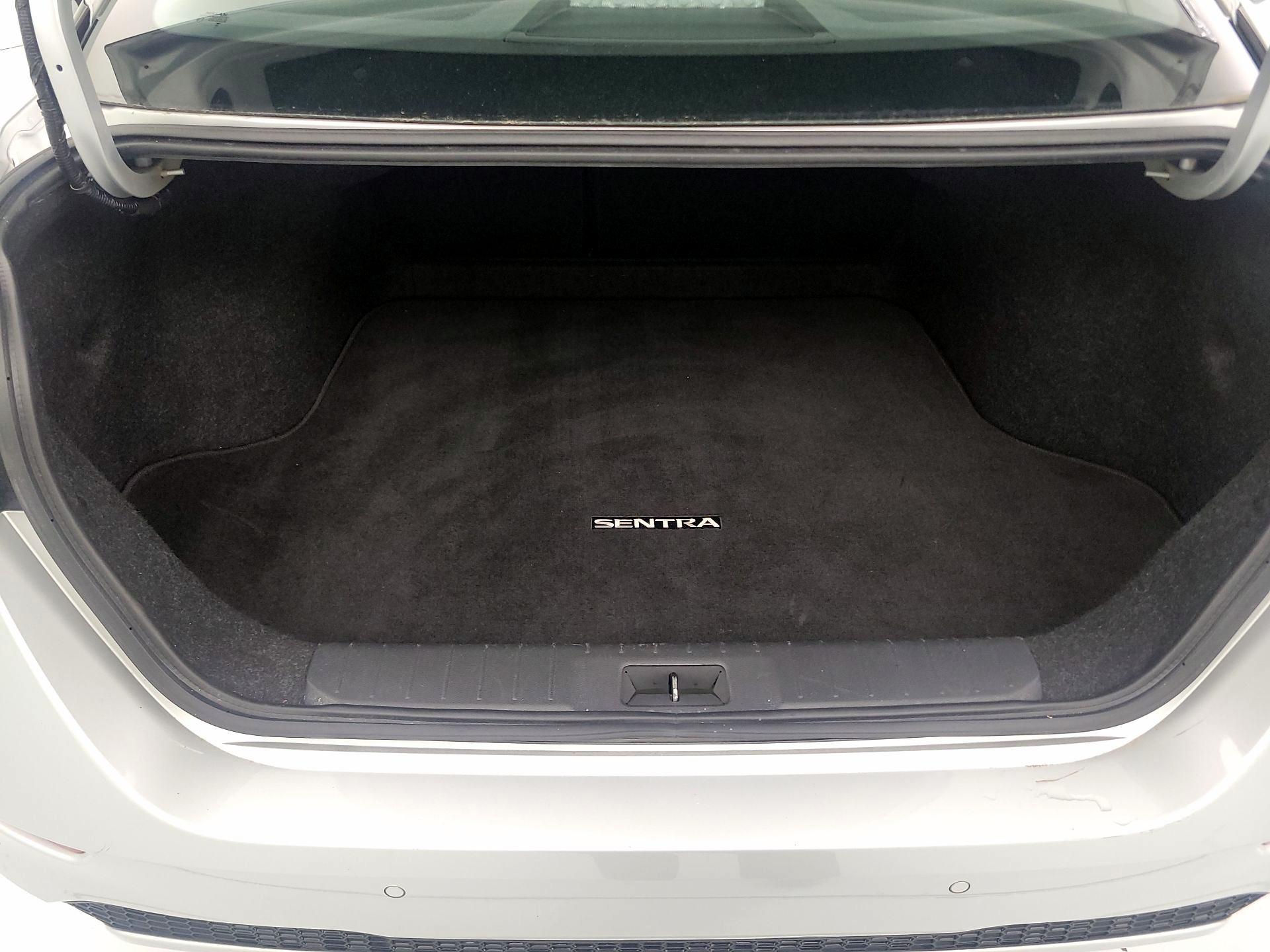 Thumbnail: 2022 Nissan Sentra - 20