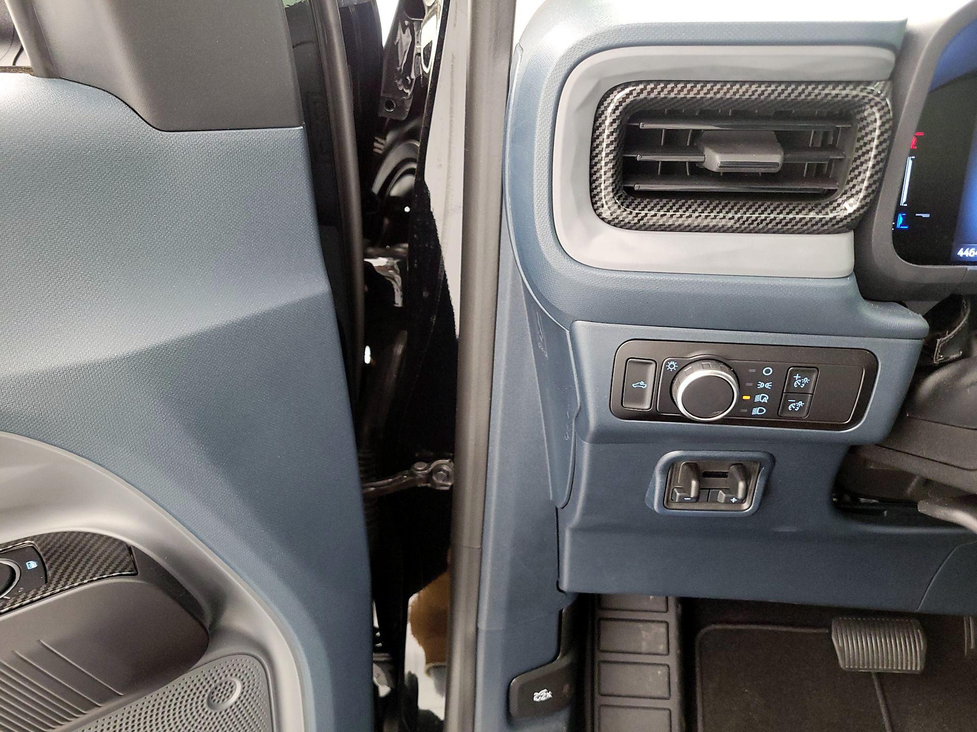 Thumbnail: 2025 Ford Maverick - 13