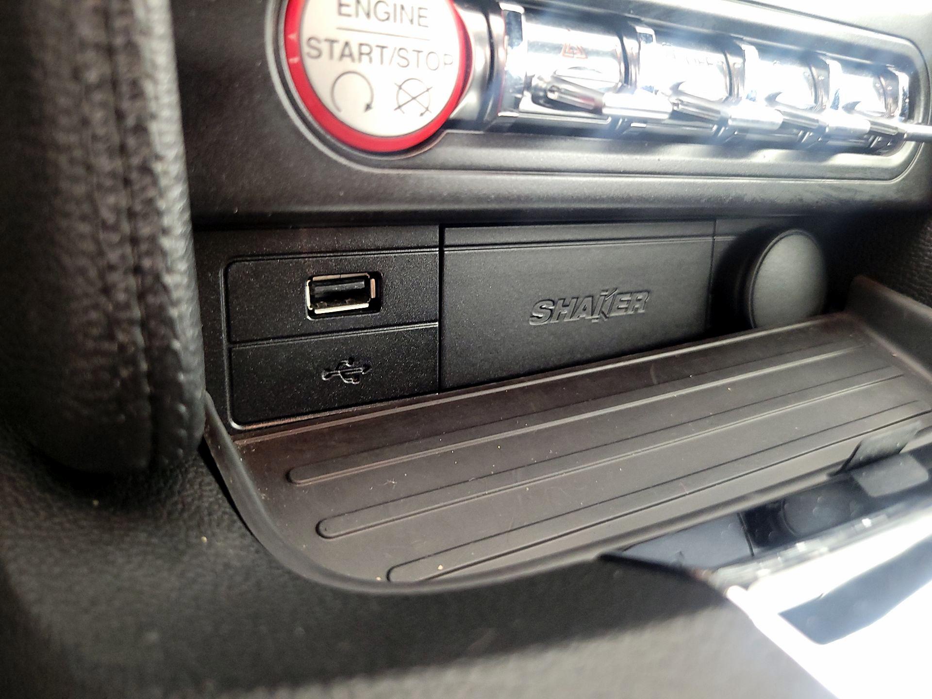 Thumbnail: 2015 Ford Mustang - 18