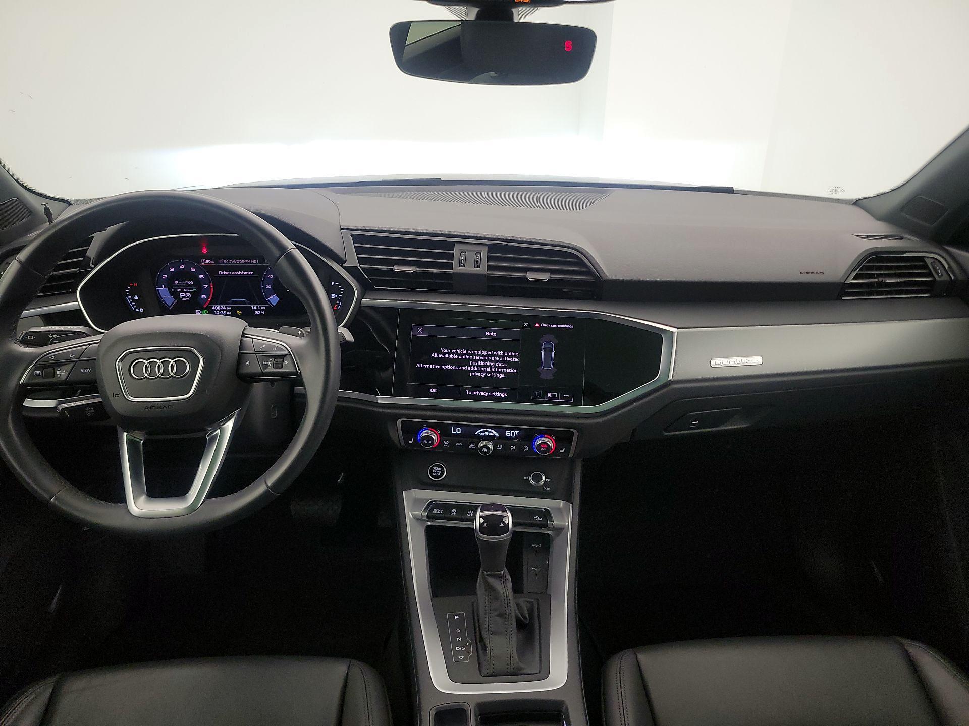 Thumbnail: 2023 Audi Q3 - 9