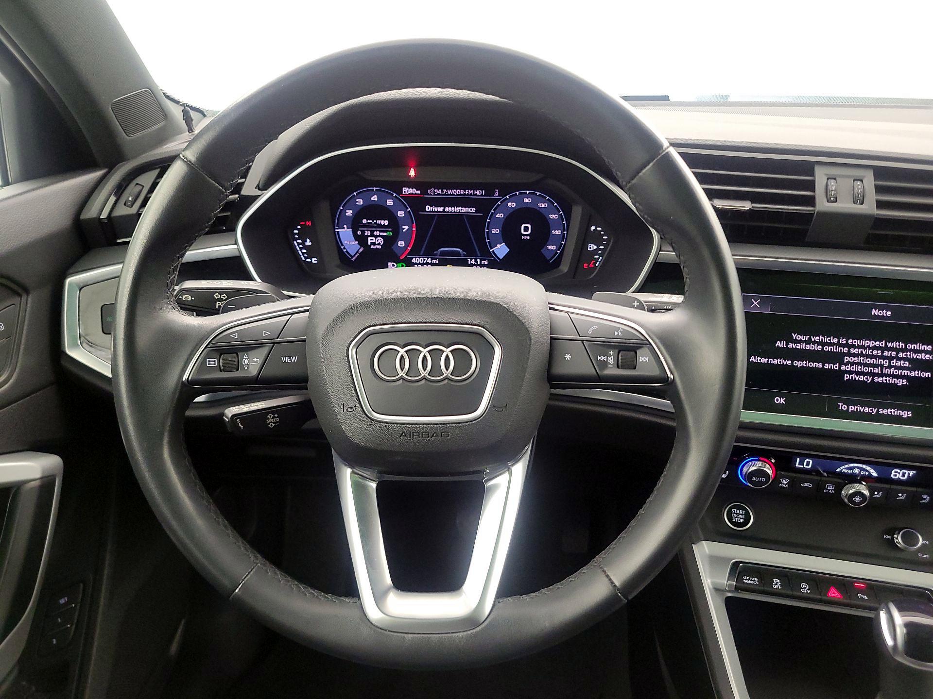 Thumbnail: 2023 Audi Q3 - 10