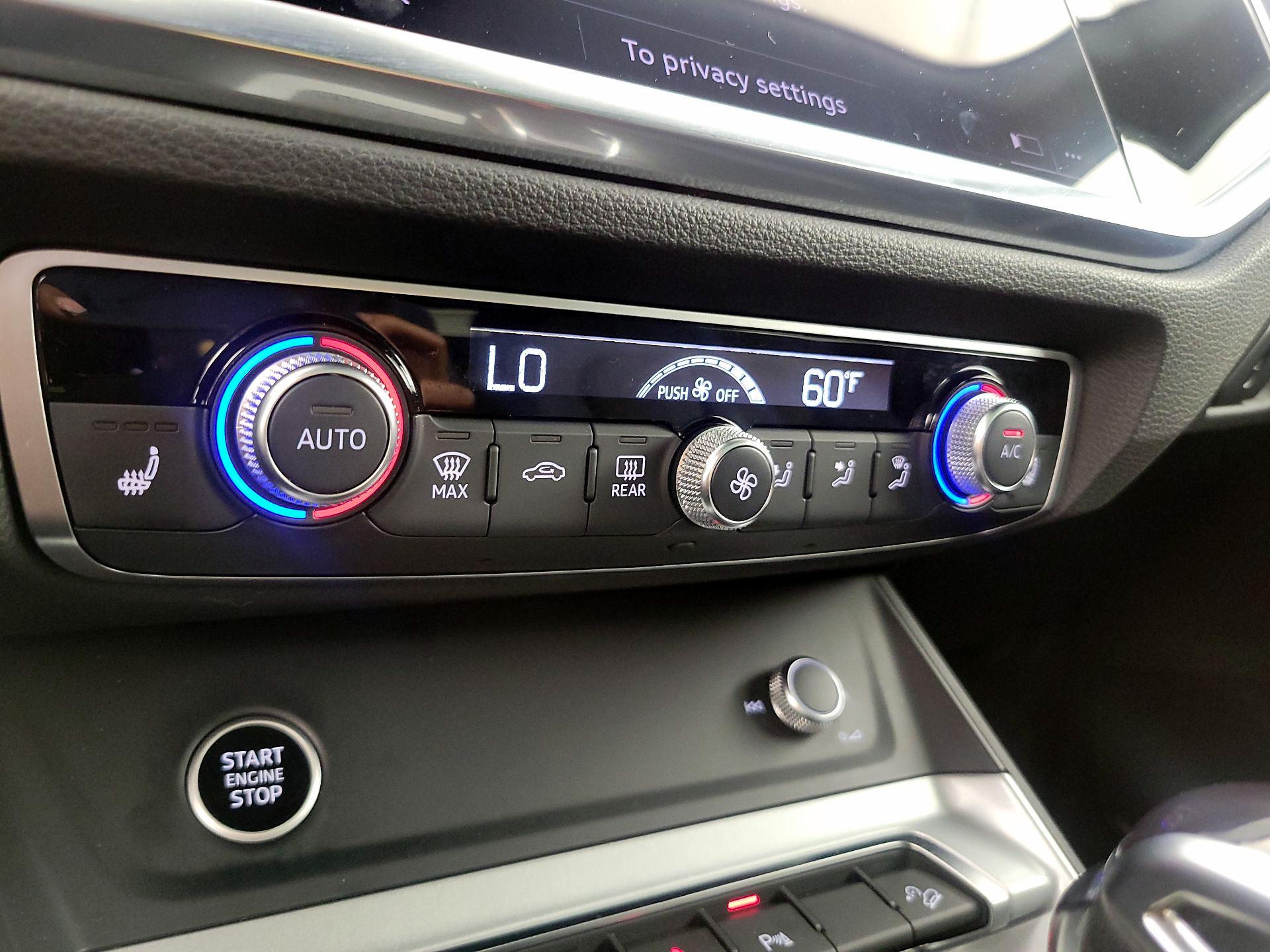 Thumbnail: 2023 Audi Q3 - 16