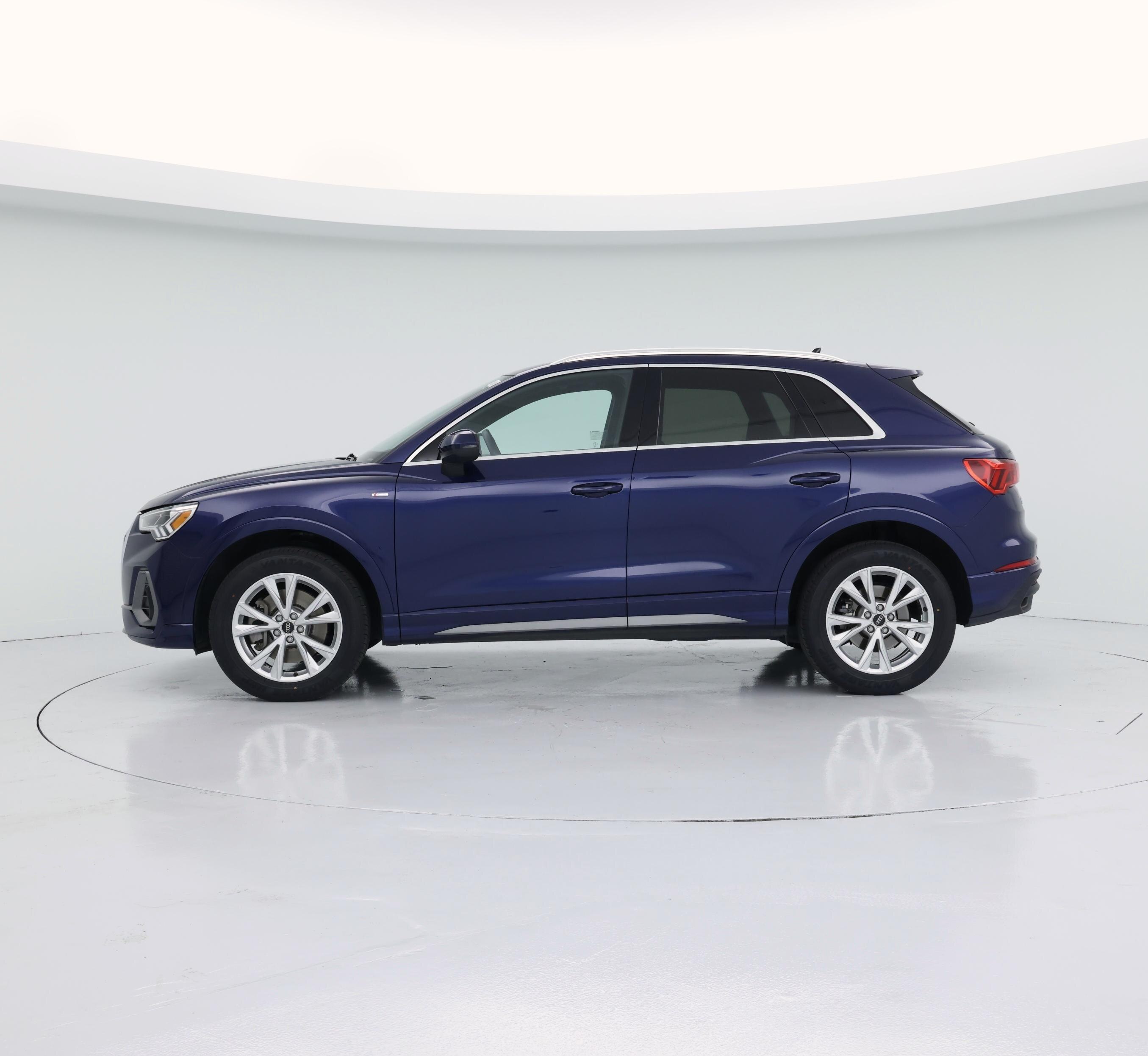 Thumbnail: 2023 Audi Q3 - 3