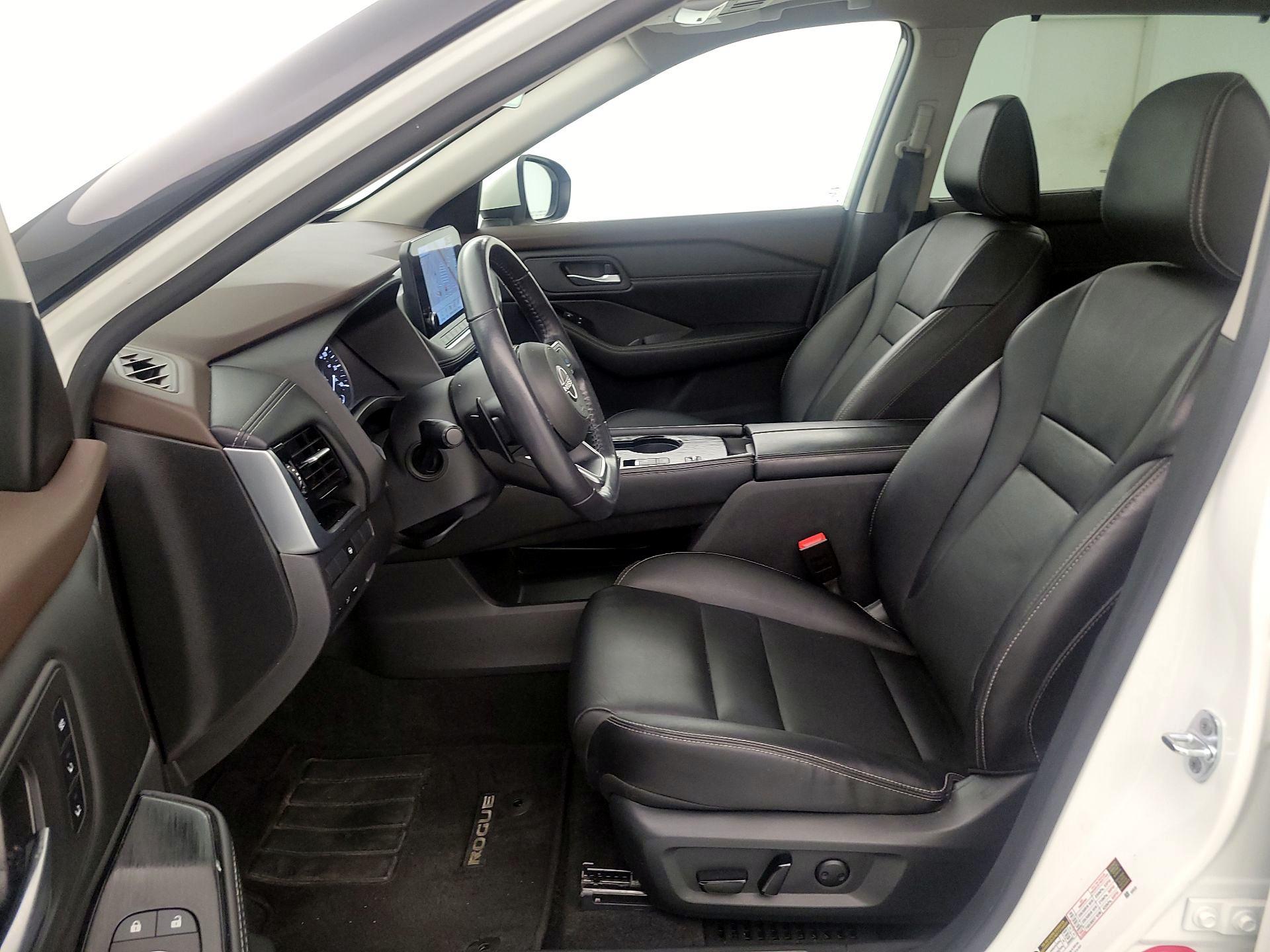 Thumbnail: 2023 Nissan Rogue - 11