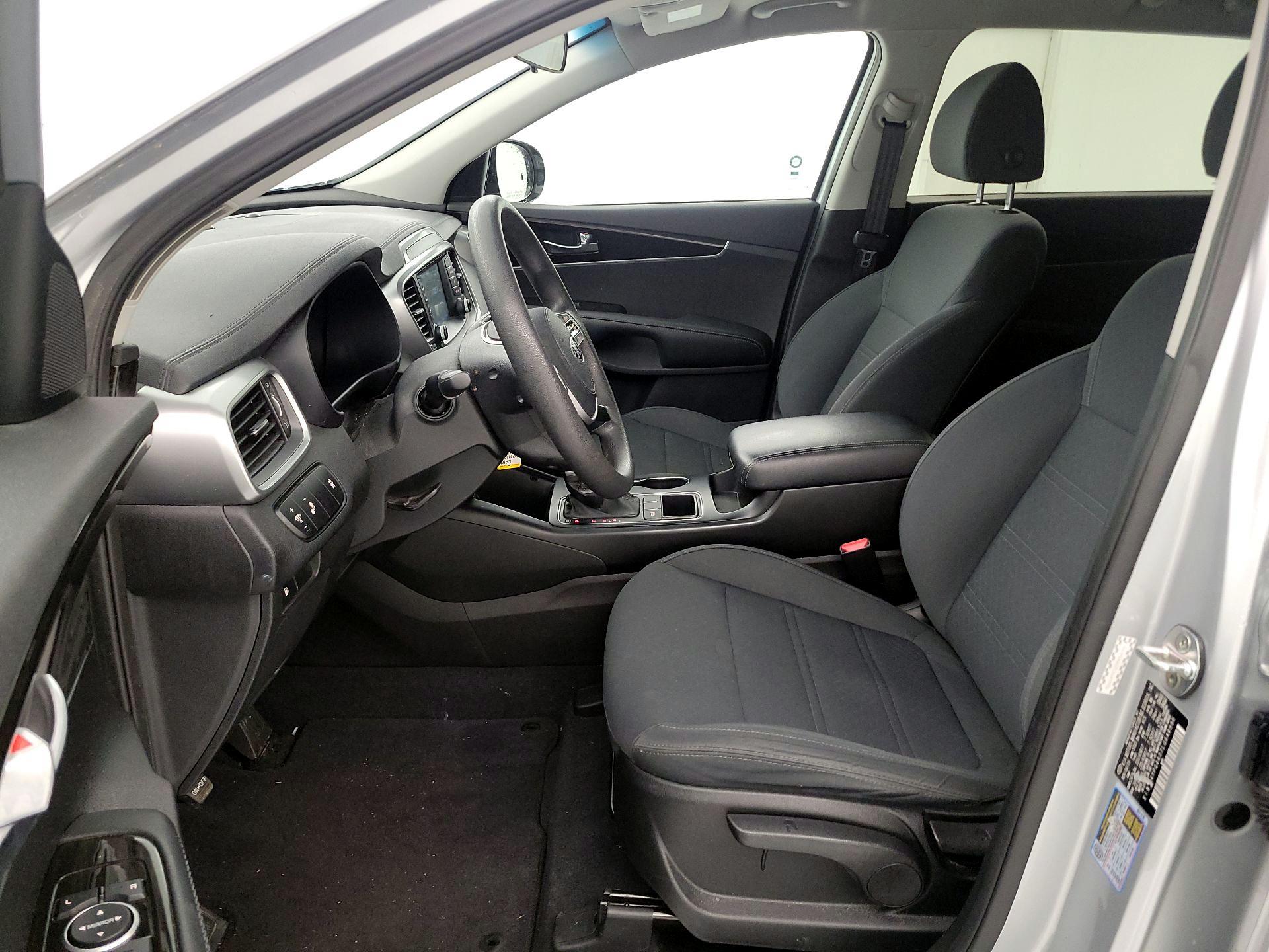 Thumbnail: 2020 Kia Sorento - 11