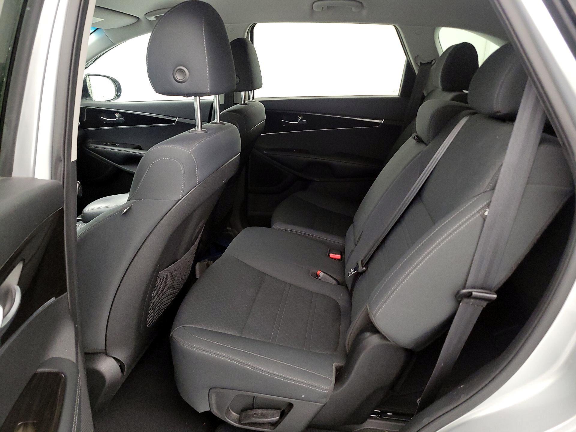 Thumbnail: 2020 Kia Sorento - 19