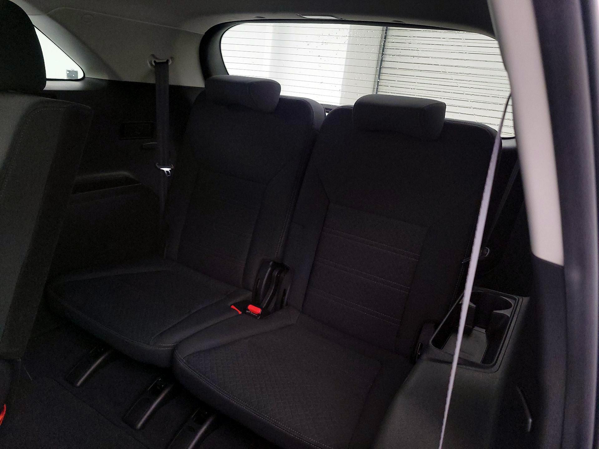 Thumbnail: 2020 Kia Sorento - 20