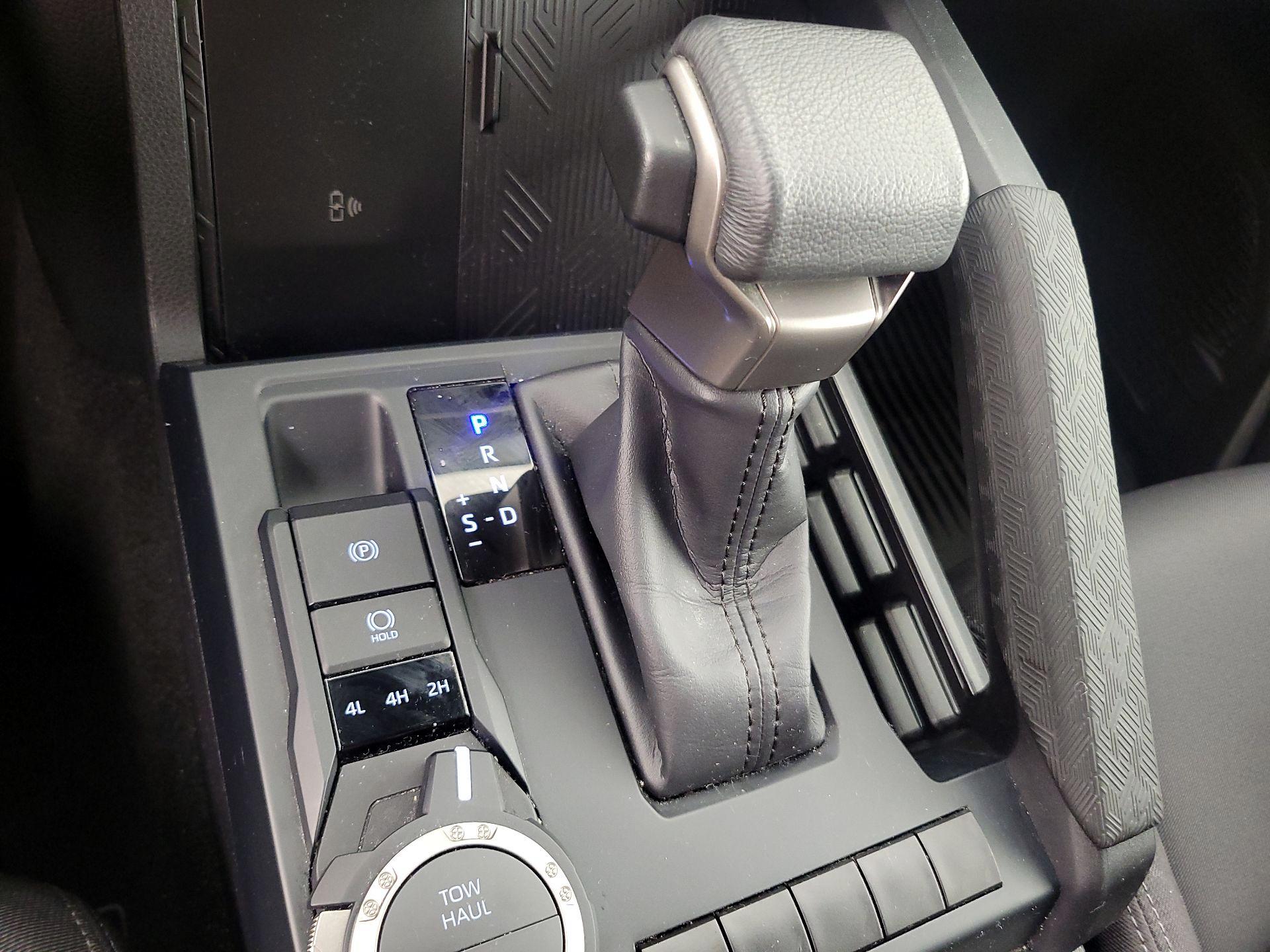 Thumbnail: 2024 Toyota Tacoma - 17