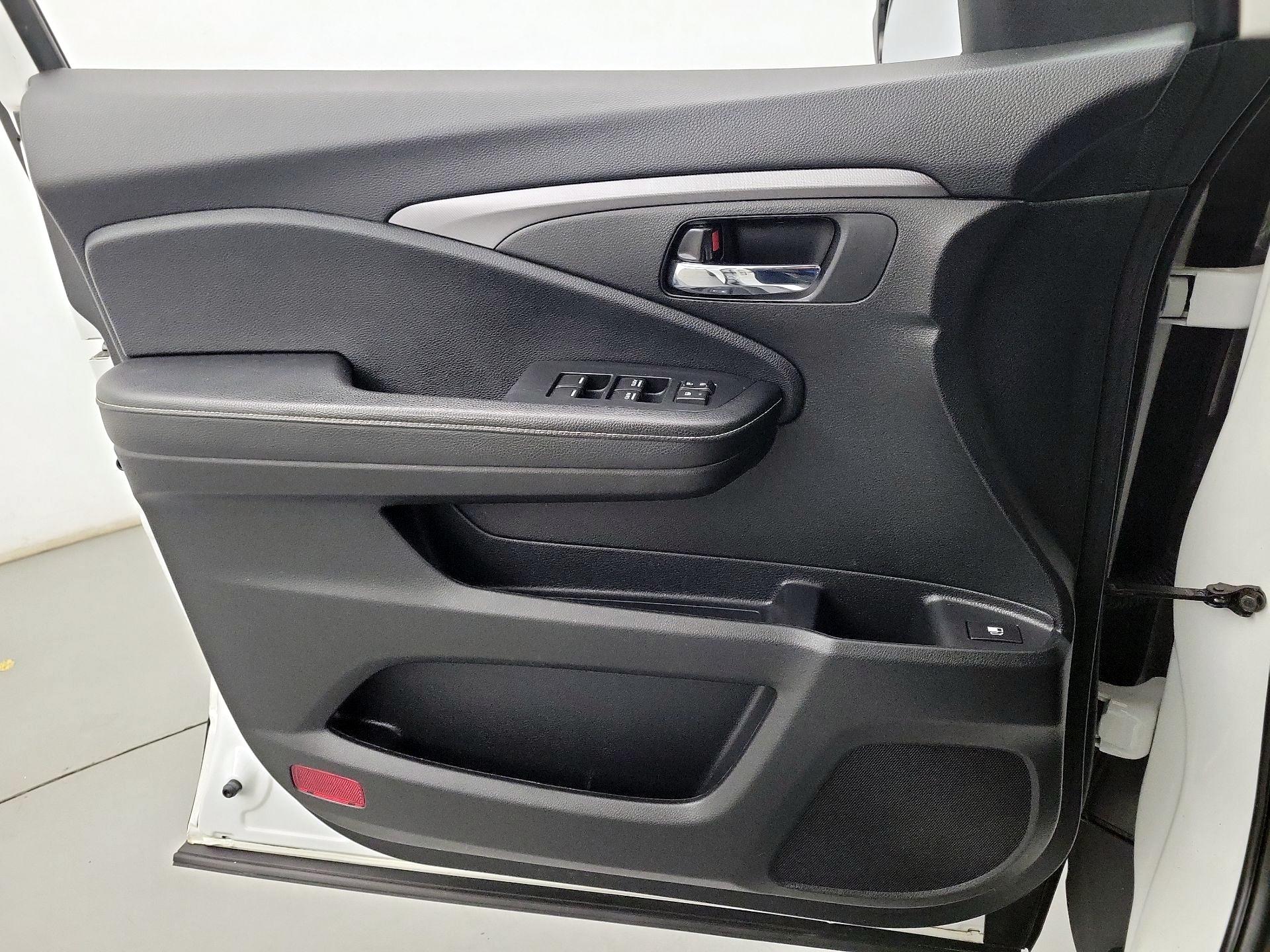 Thumbnail: 2021 Honda Ridgeline - 12