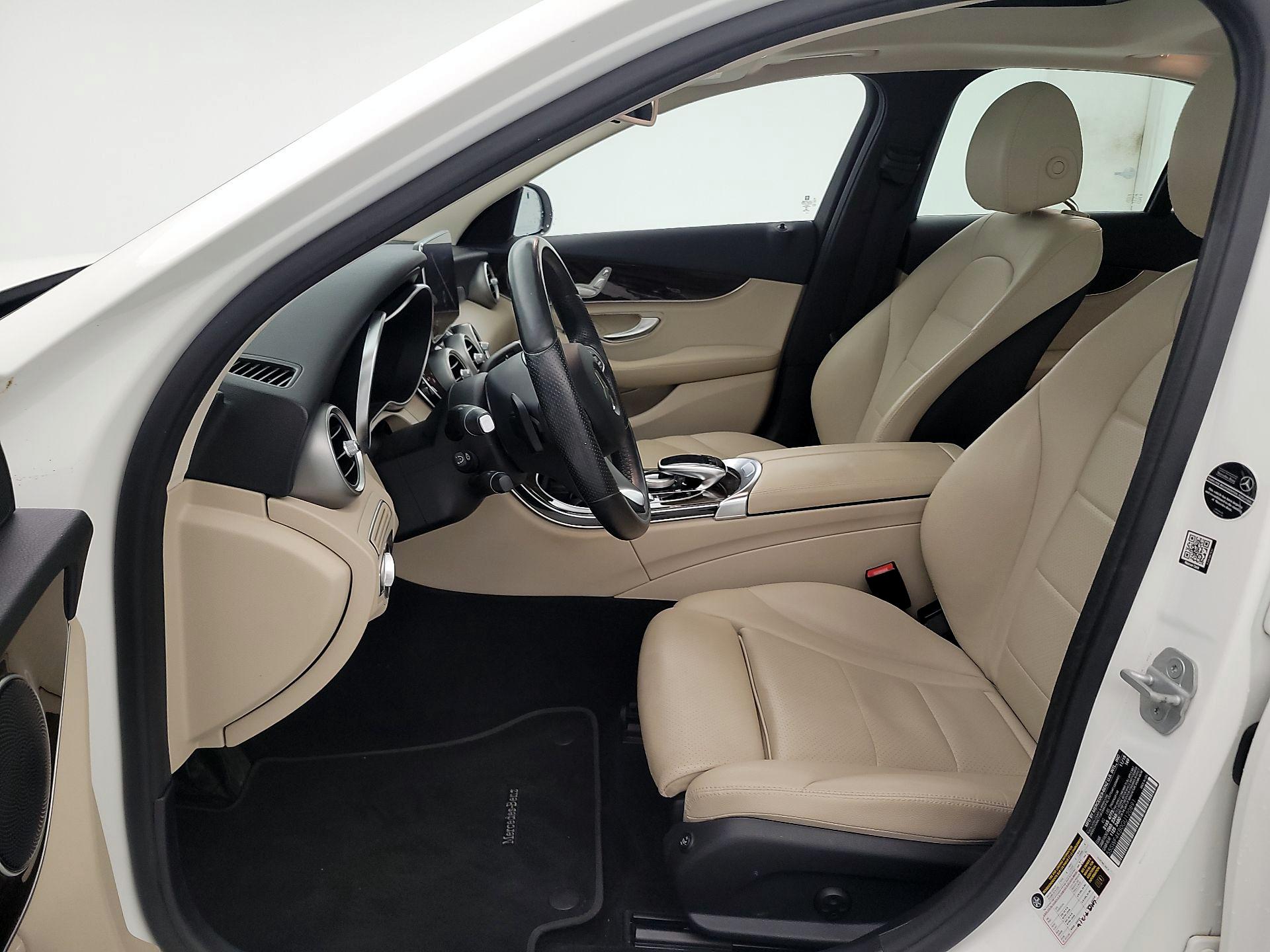 Thumbnail: 2016 Mercedes-Benz C-Class - 11