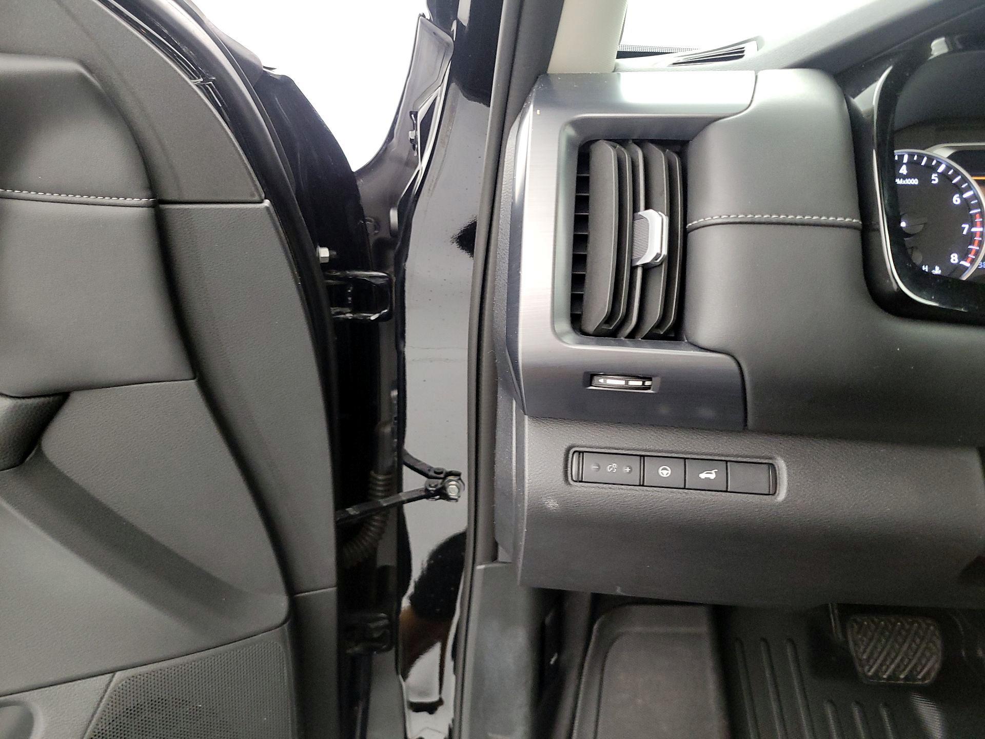 Thumbnail: 2023 Nissan Pathfinder - 13