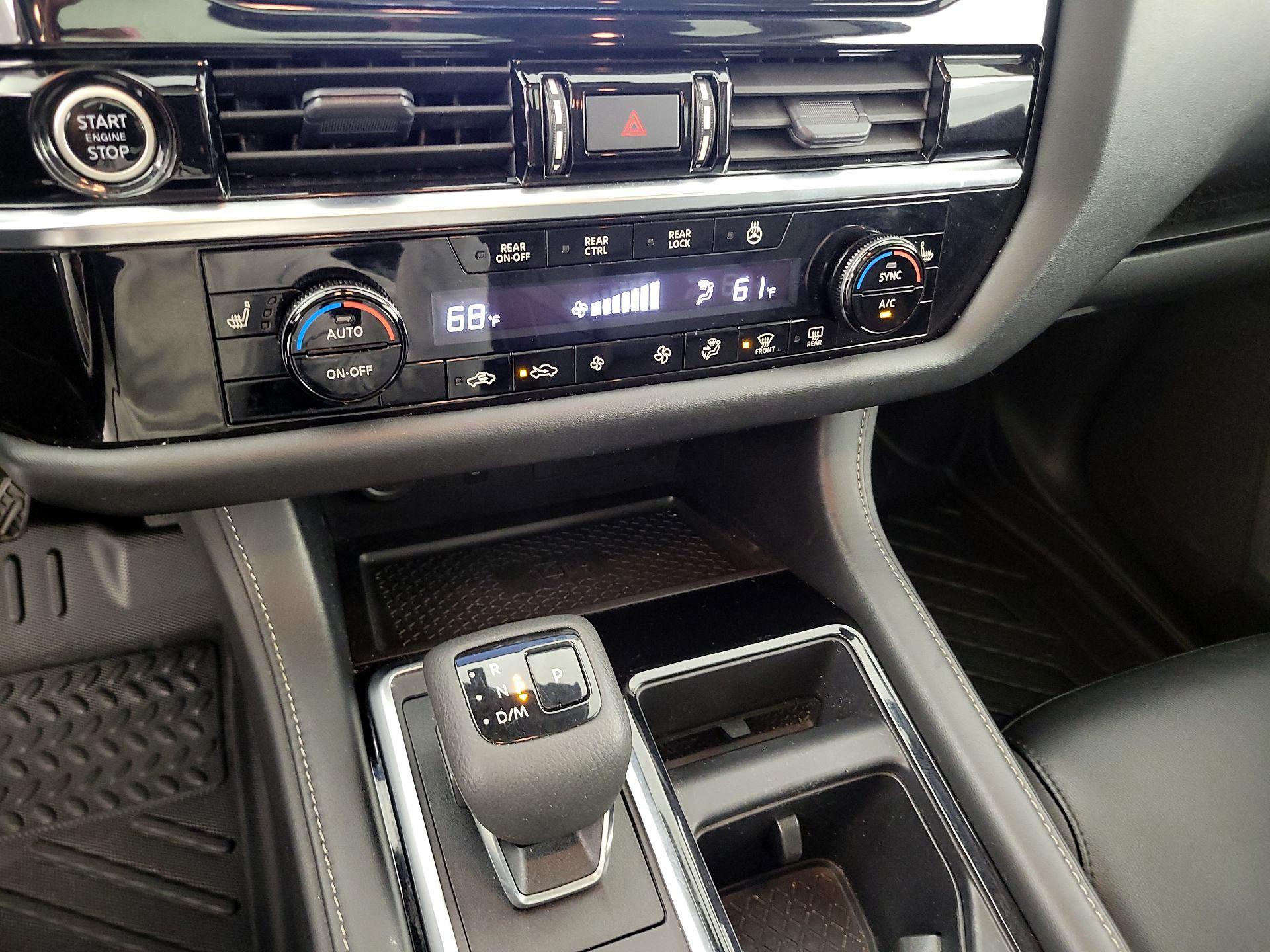 Thumbnail: 2023 Nissan Pathfinder - 17