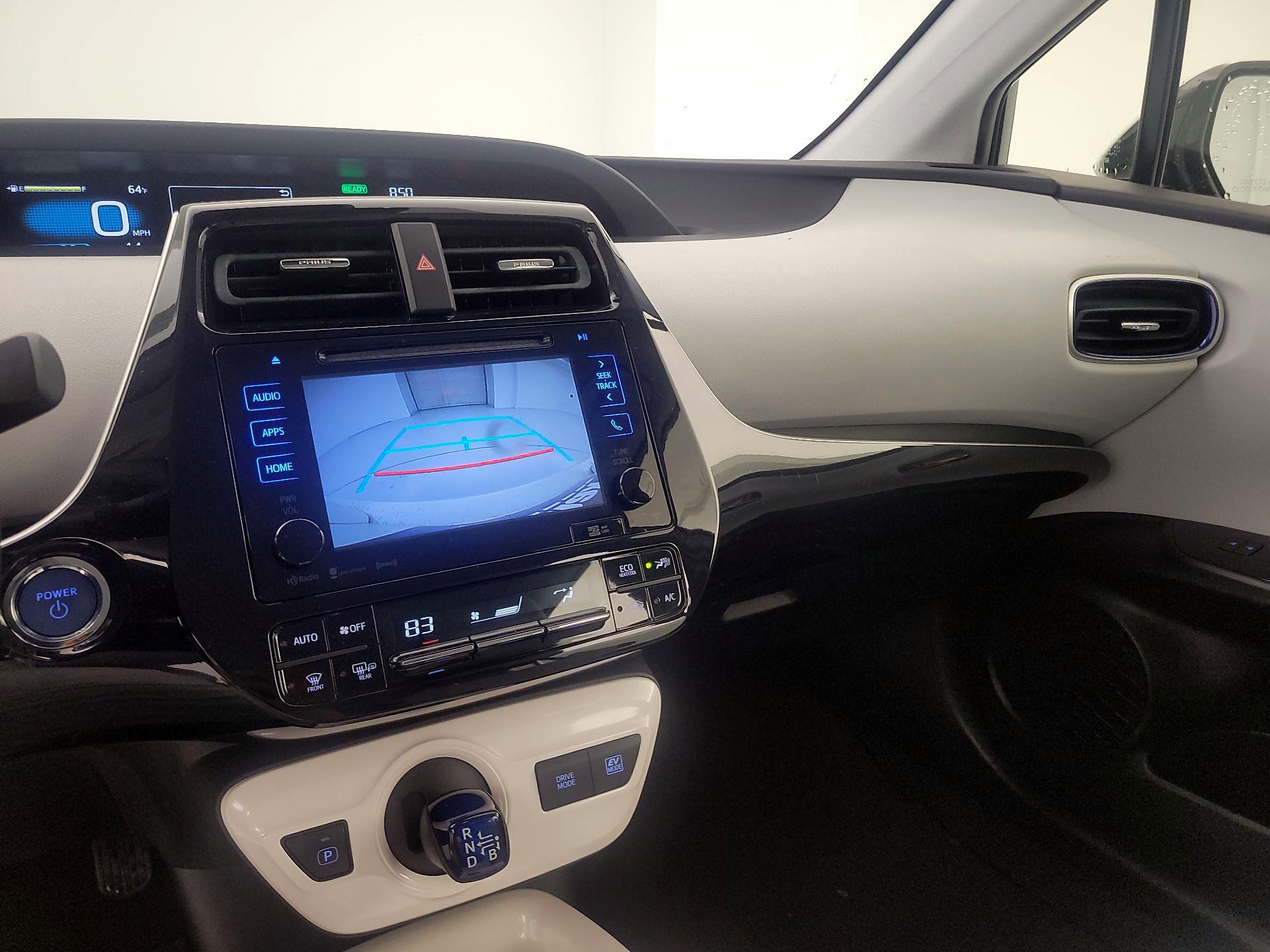 Thumbnail: 2016 Toyota Prius - 15