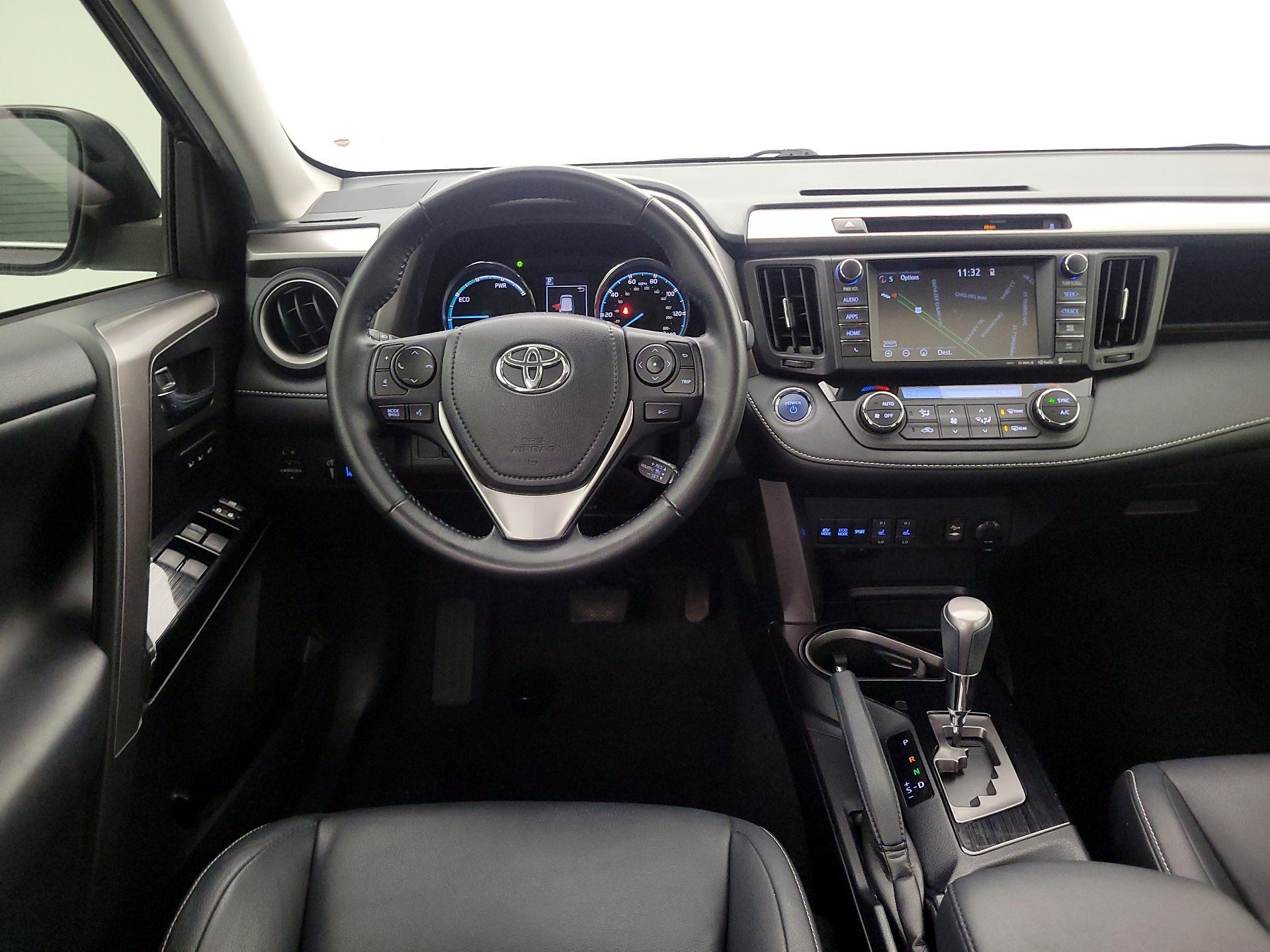 Thumbnail: 2016 Toyota RAV4 - 10