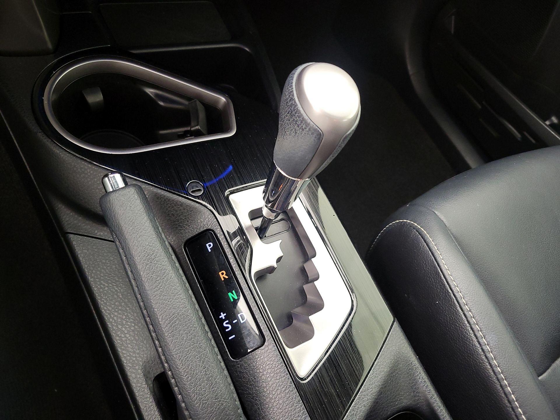 Thumbnail: 2016 Toyota RAV4 - 18