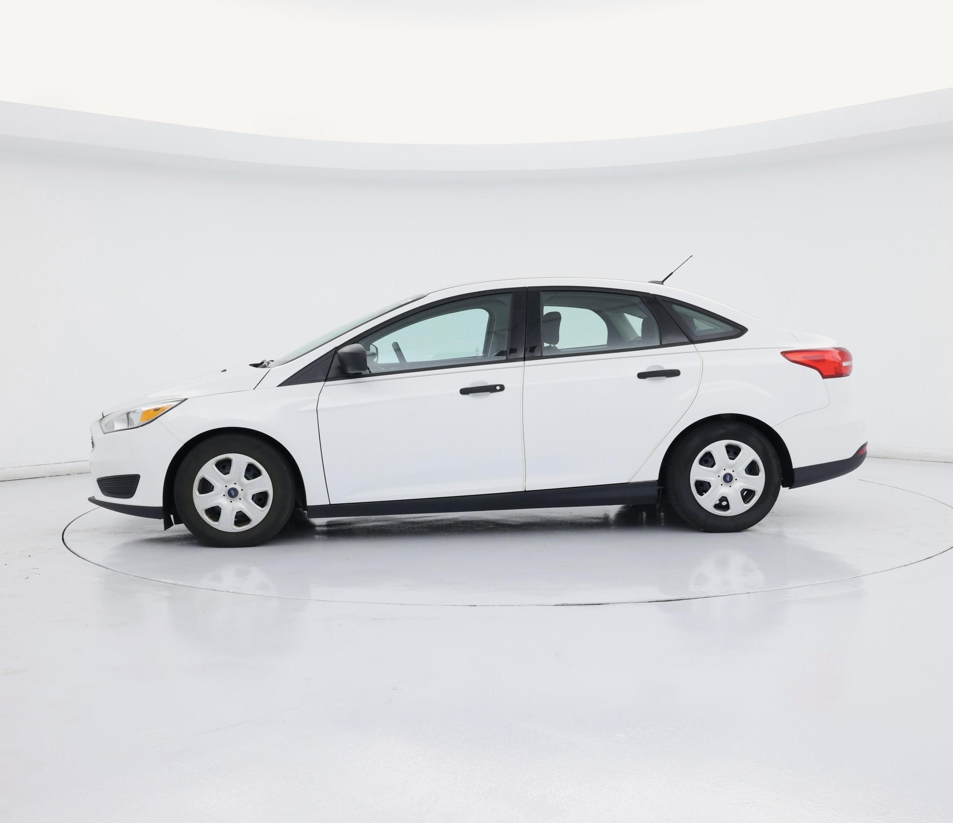 Thumbnail: 2015 Ford Focus - 3