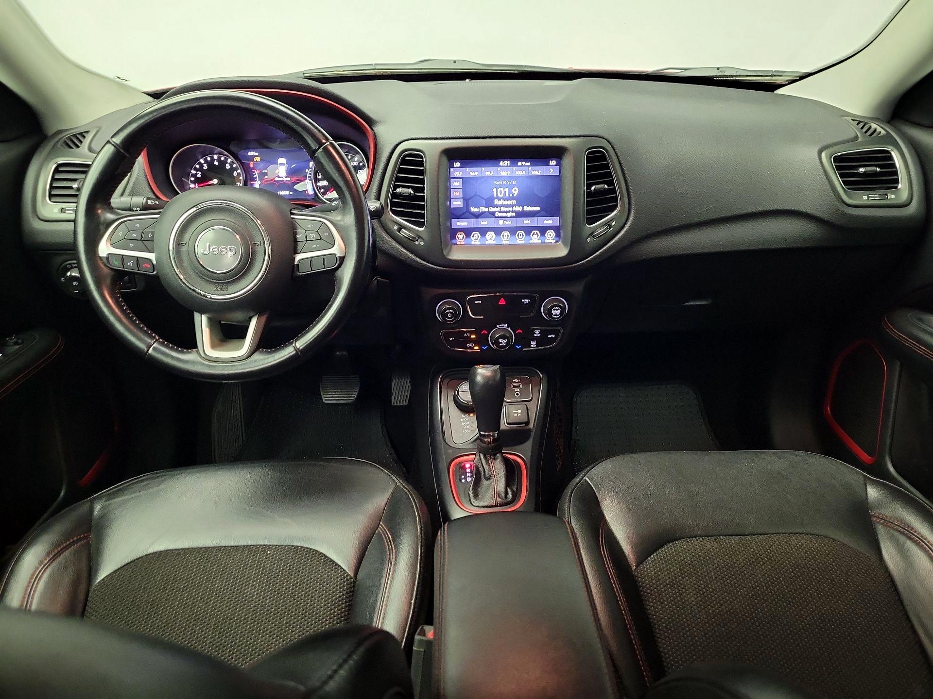 Thumbnail: 2020 Jeep Compass - 9