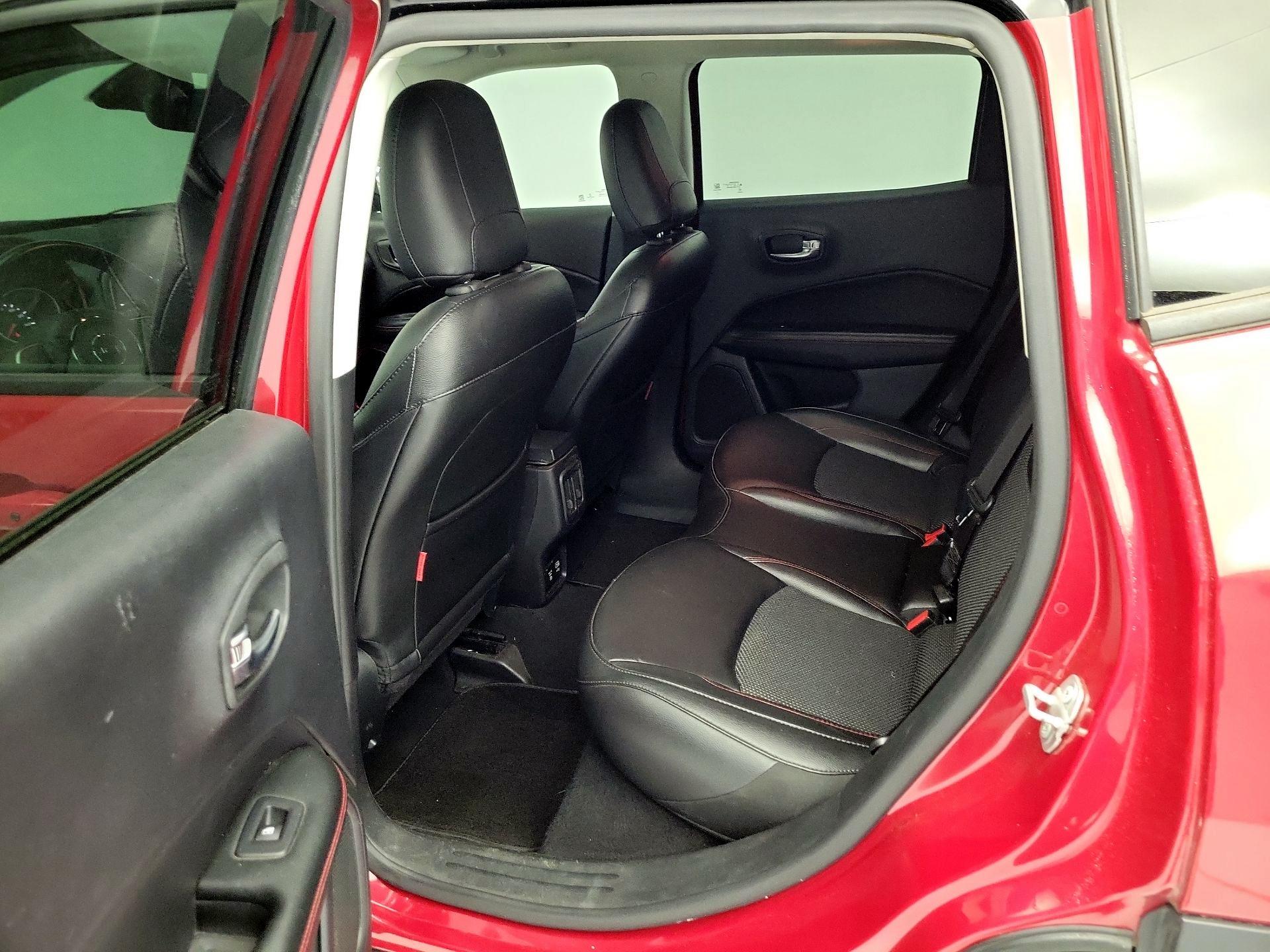 Thumbnail: 2020 Jeep Compass - 19