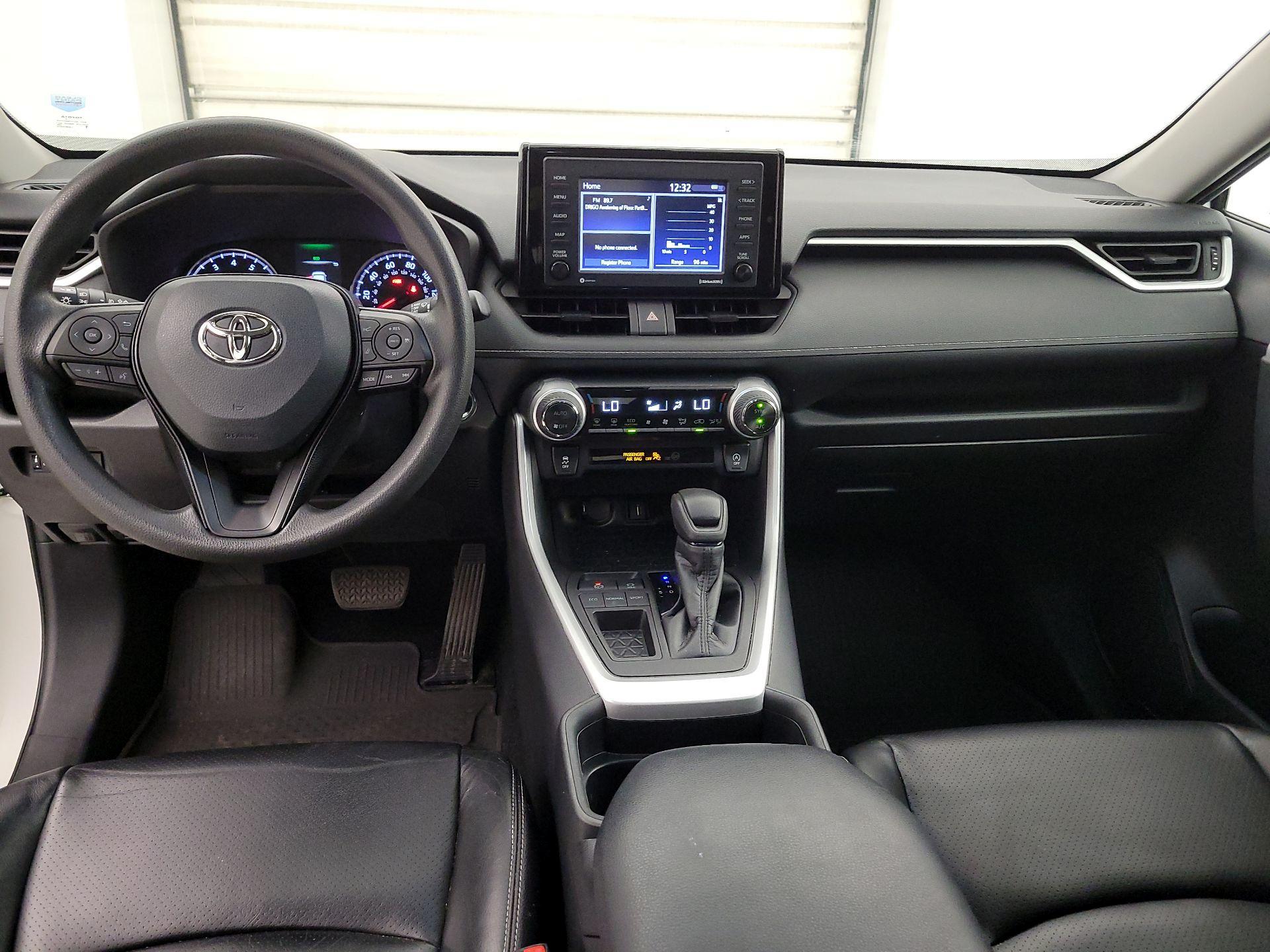 Thumbnail: 2021 Toyota RAV4 - 9