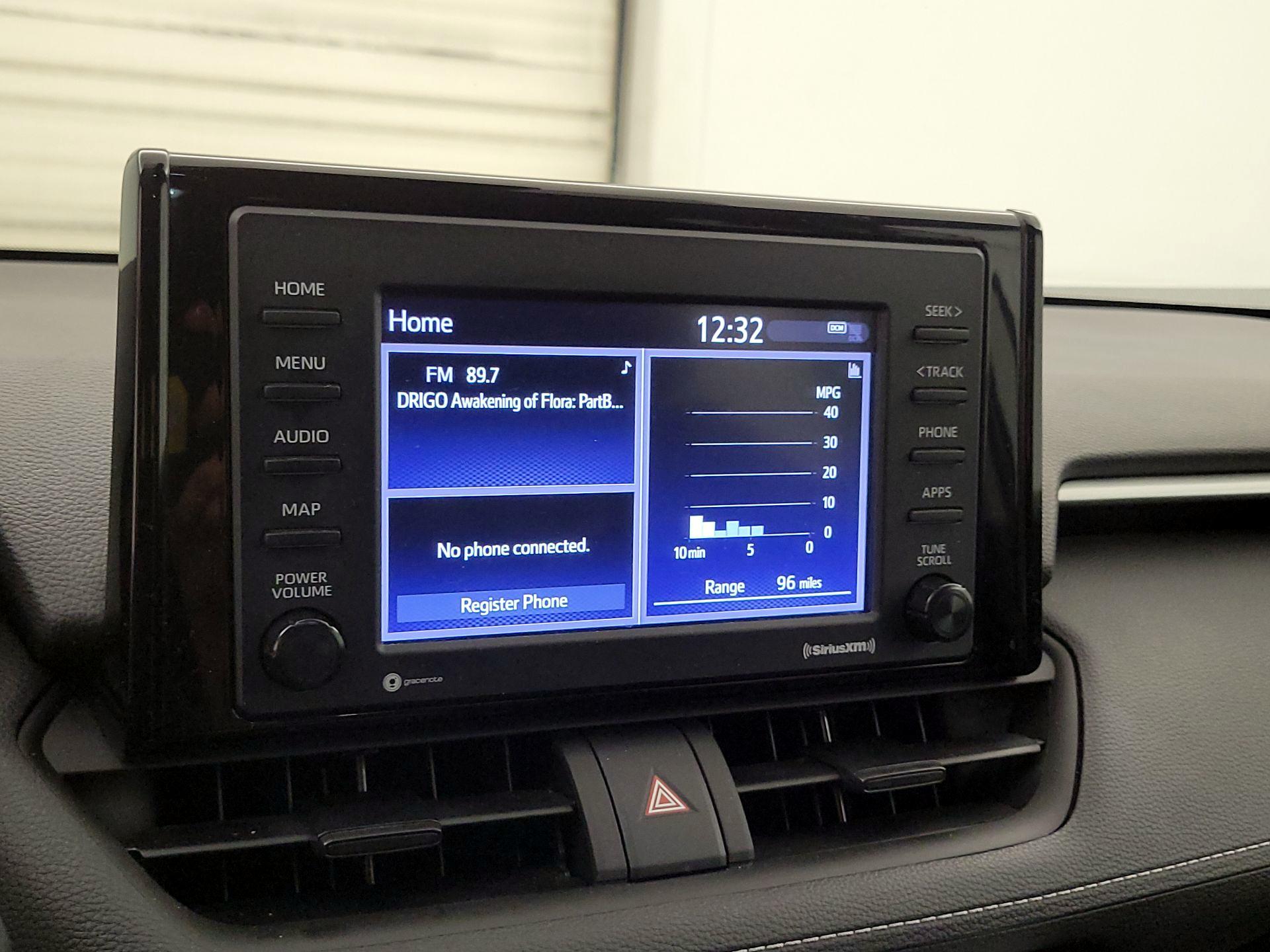 Thumbnail: 2021 Toyota RAV4 - 15