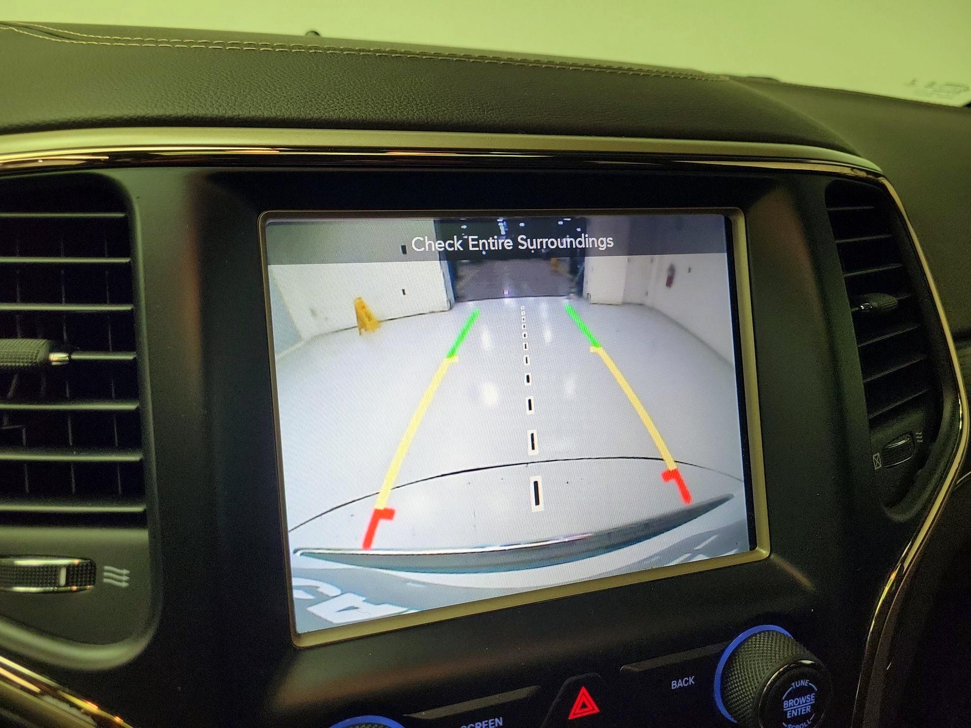 Thumbnail: 2014 Jeep Grand Cherokee - 15