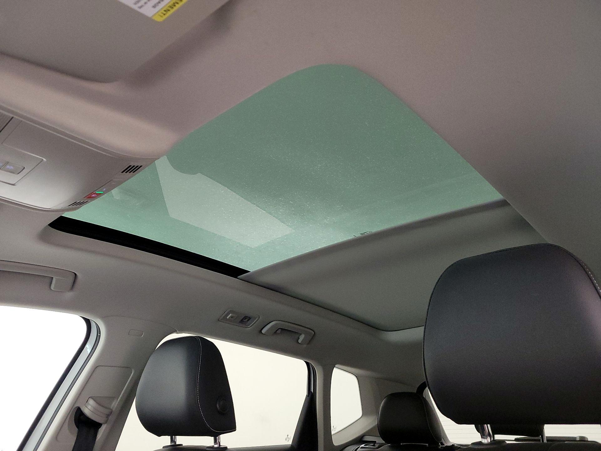 Thumbnail: 2023 Volkswagen Taos - 19