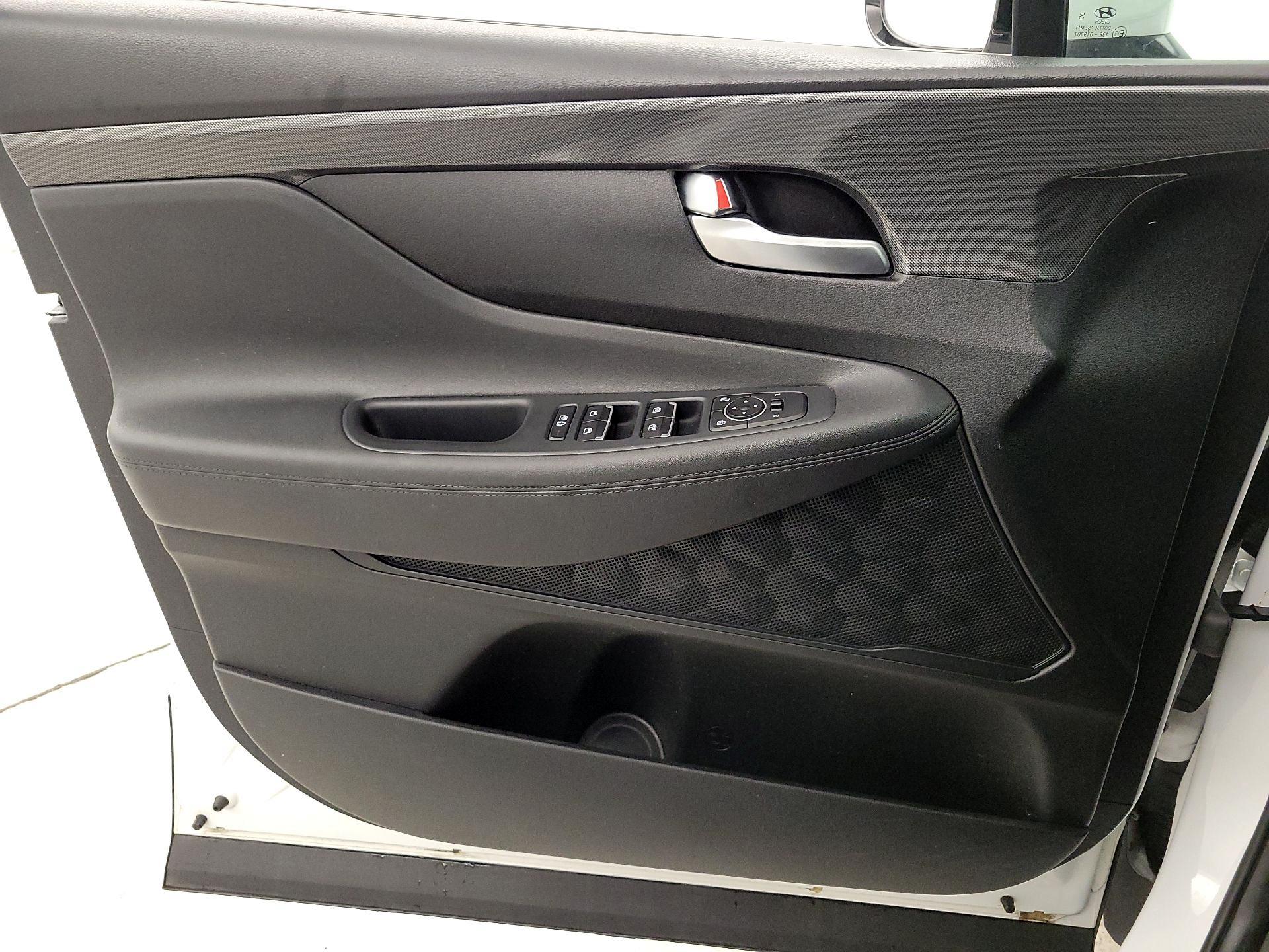 Thumbnail: 2023 Hyundai Santa Fe - 12