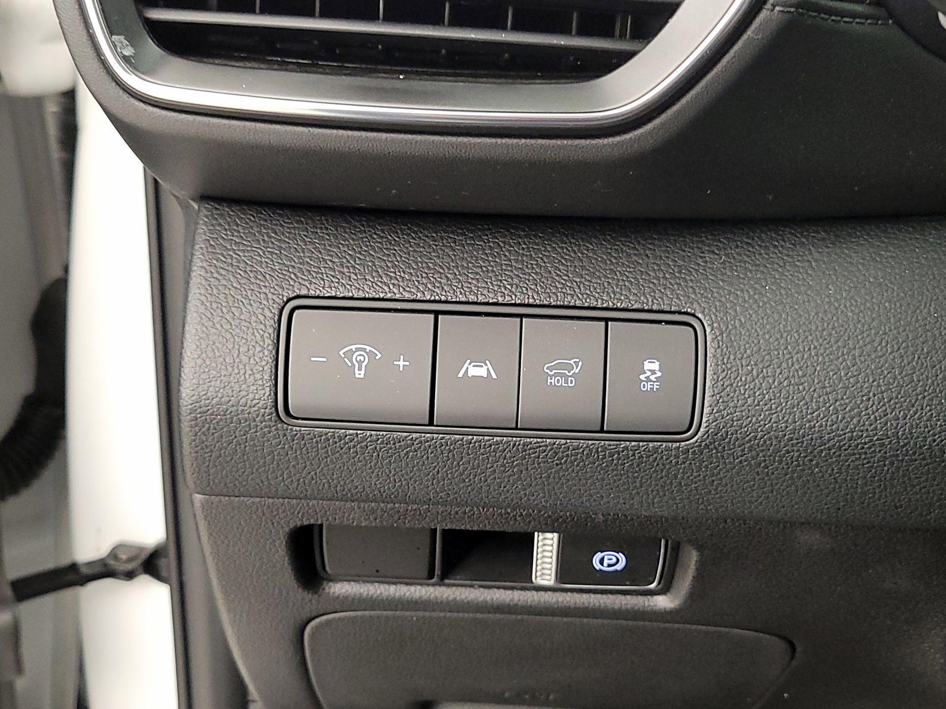 Thumbnail: 2023 Hyundai Santa Fe - 13