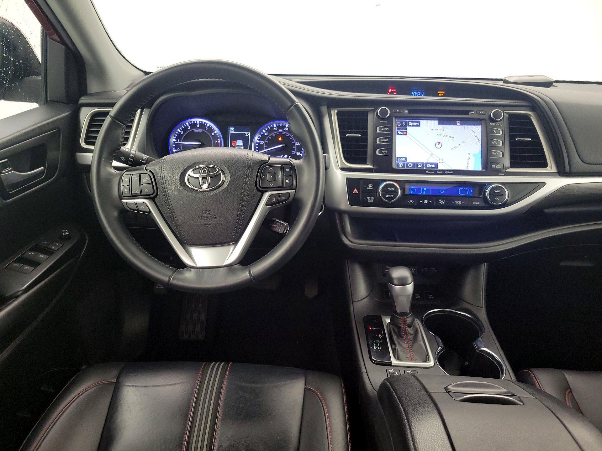 Thumbnail: 2019 Toyota Highlander - 10