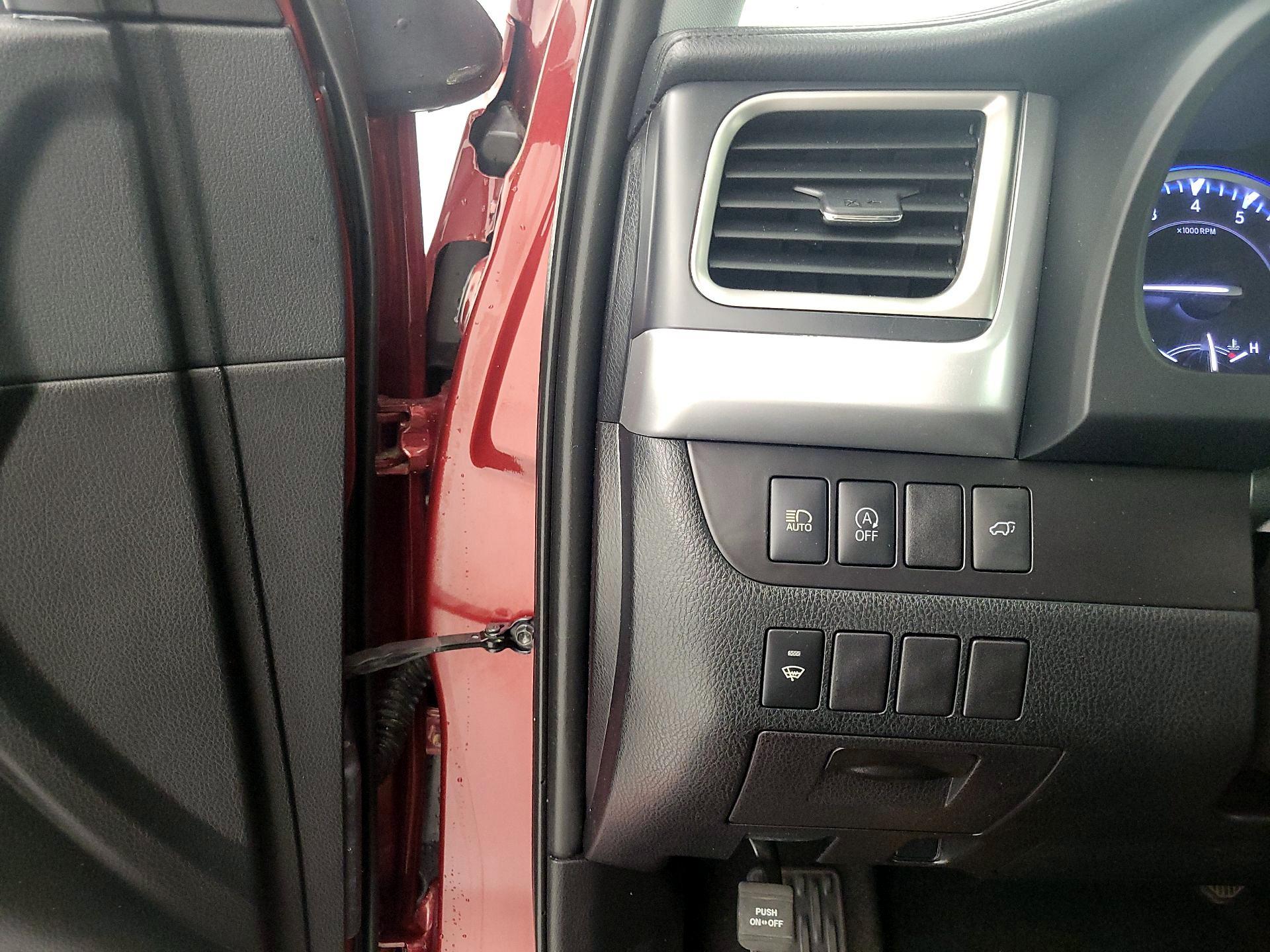 Thumbnail: 2019 Toyota Highlander - 13