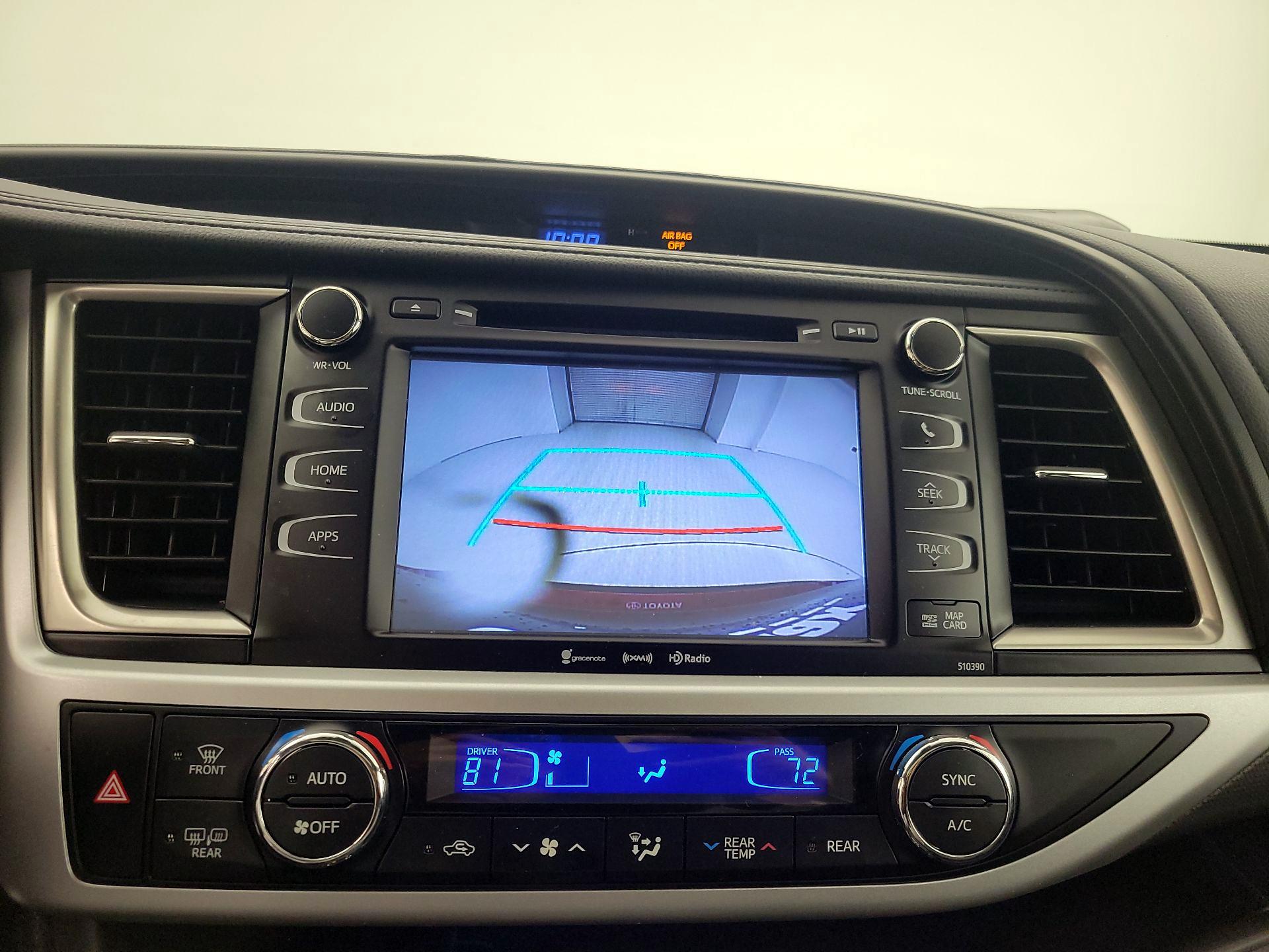 Thumbnail: 2019 Toyota Highlander - 15