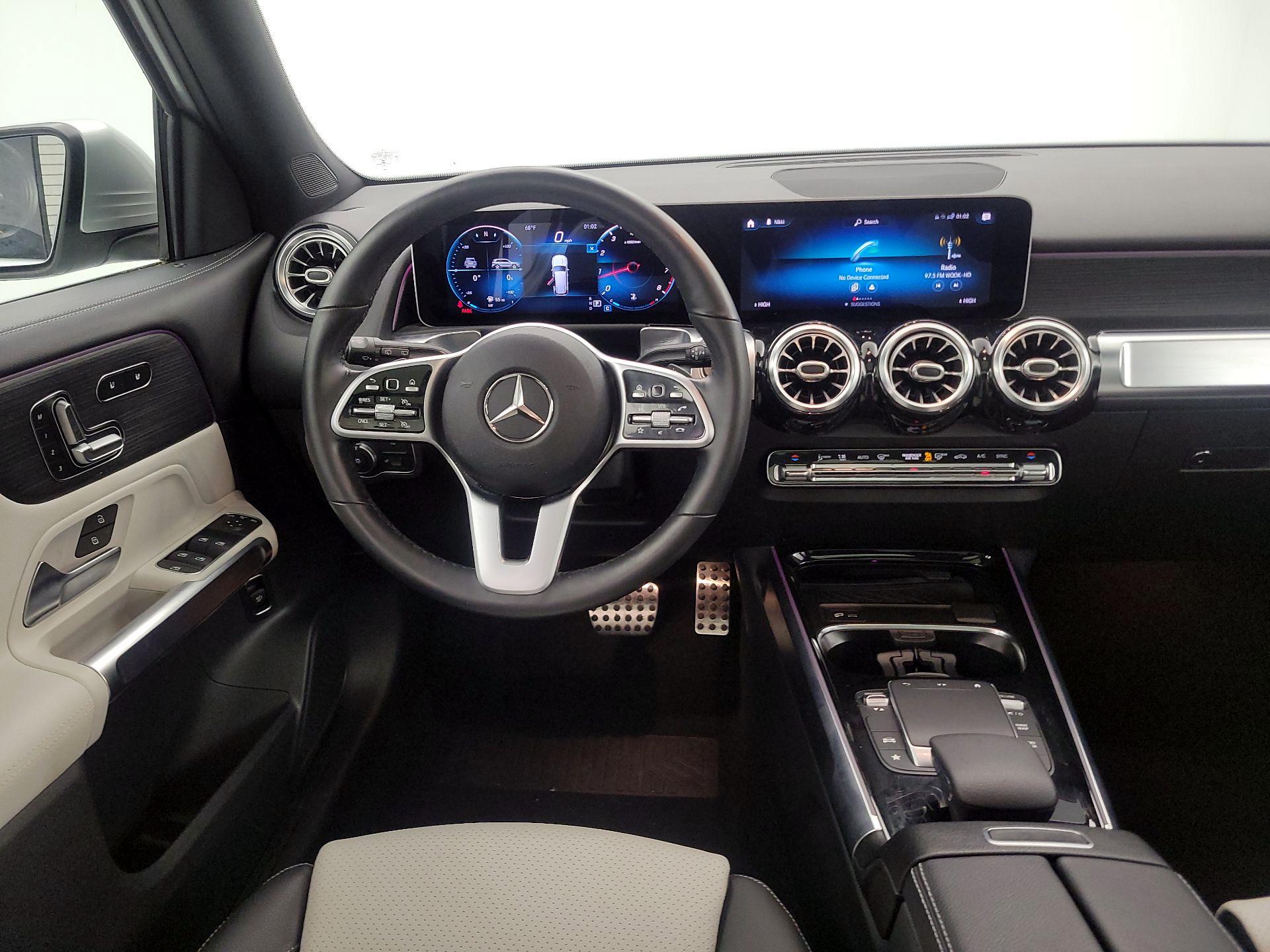 Thumbnail: 2021 Mercedes-Benz GLB - 10