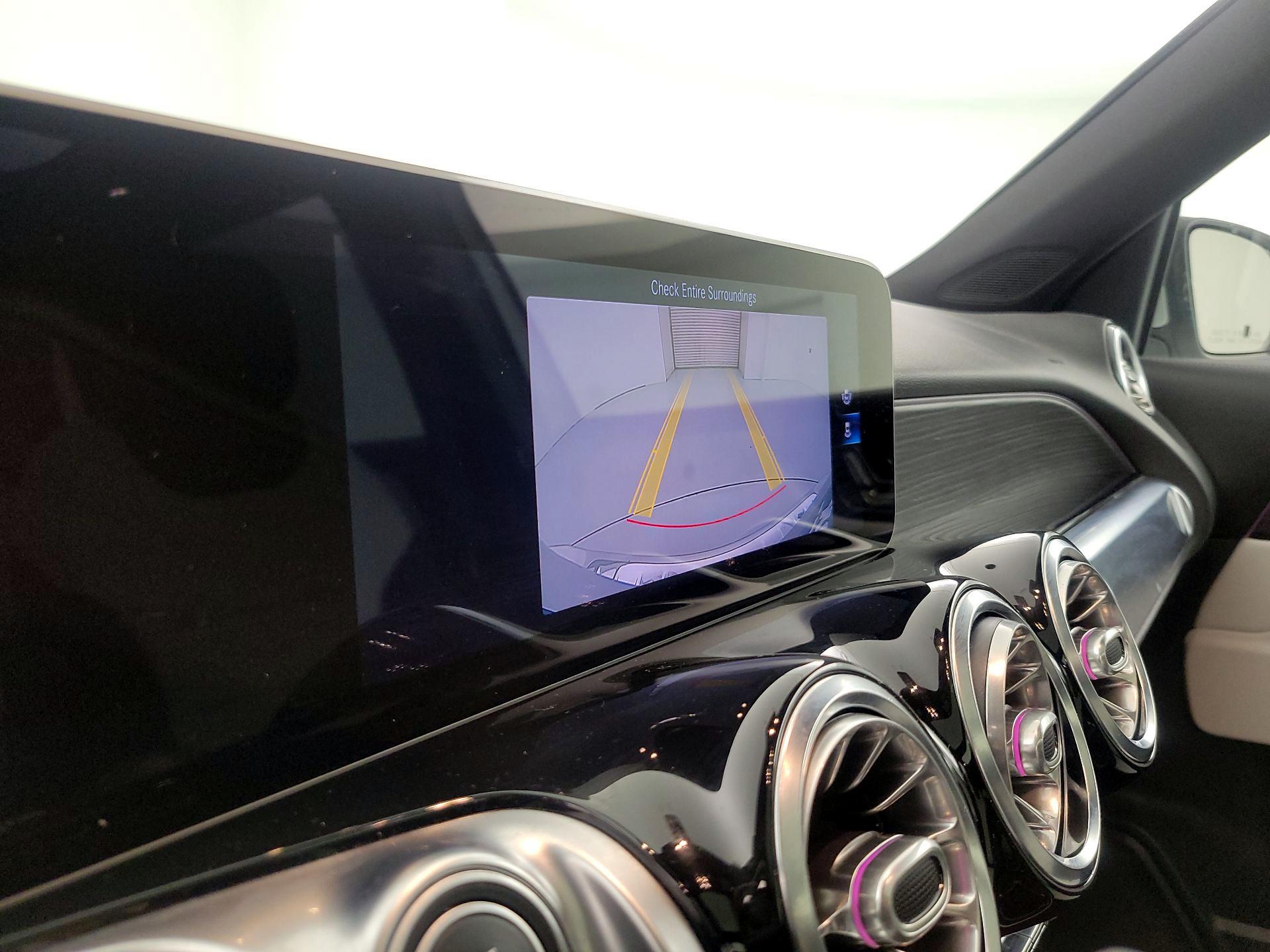 Thumbnail: 2021 Mercedes-Benz GLB - 14