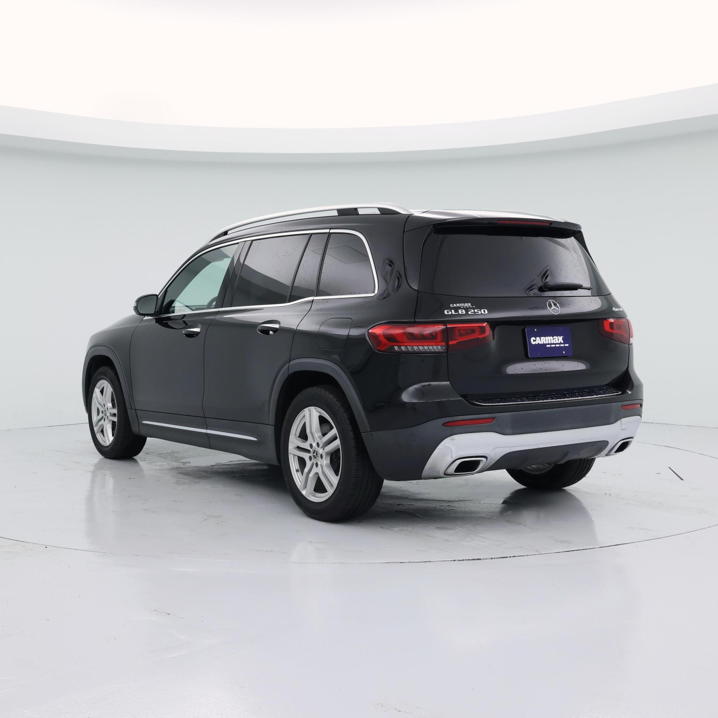 Thumbnail: 2021 Mercedes-Benz GLB - 2