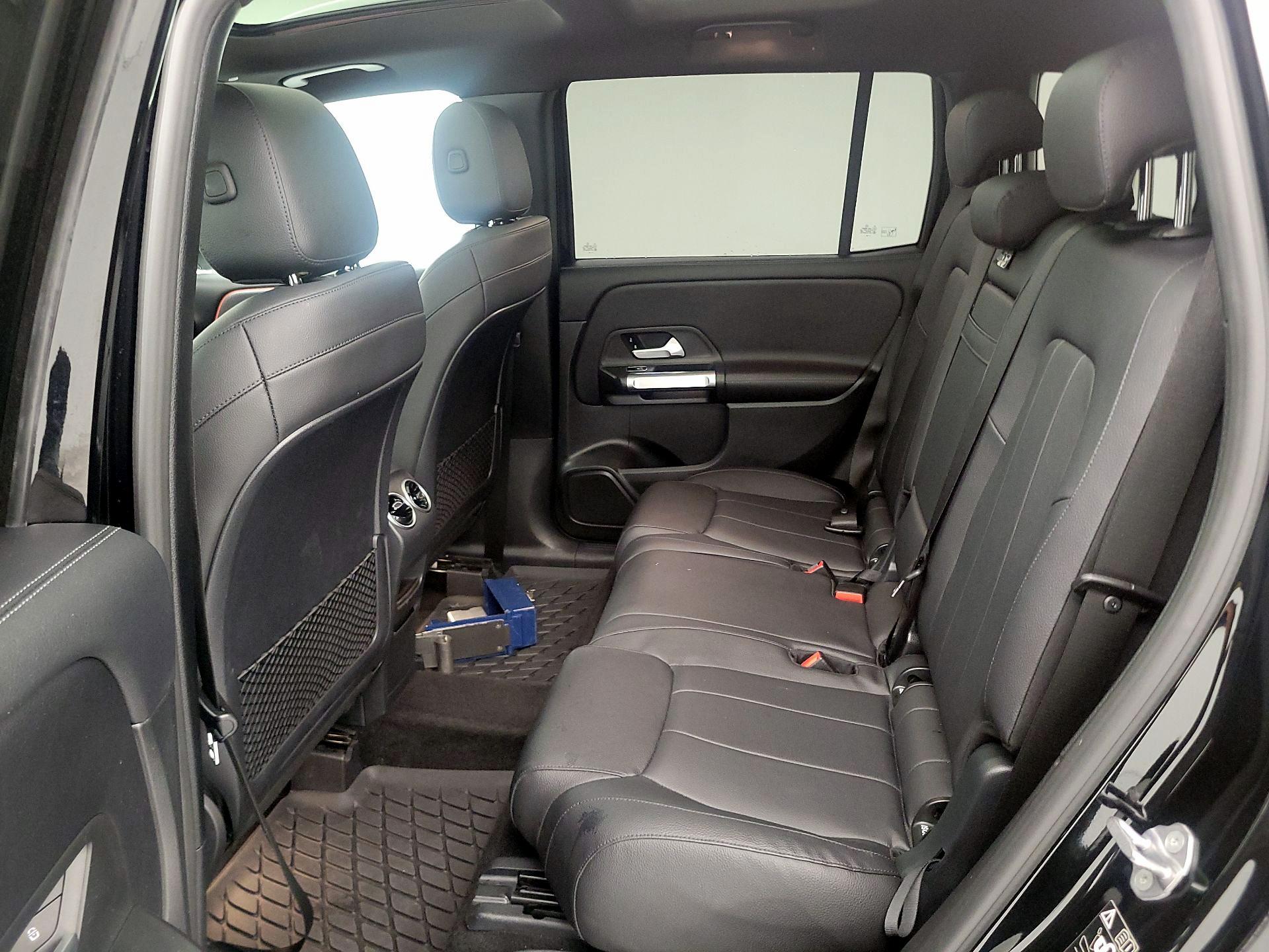 Thumbnail: 2021 Mercedes-Benz GLB - 20