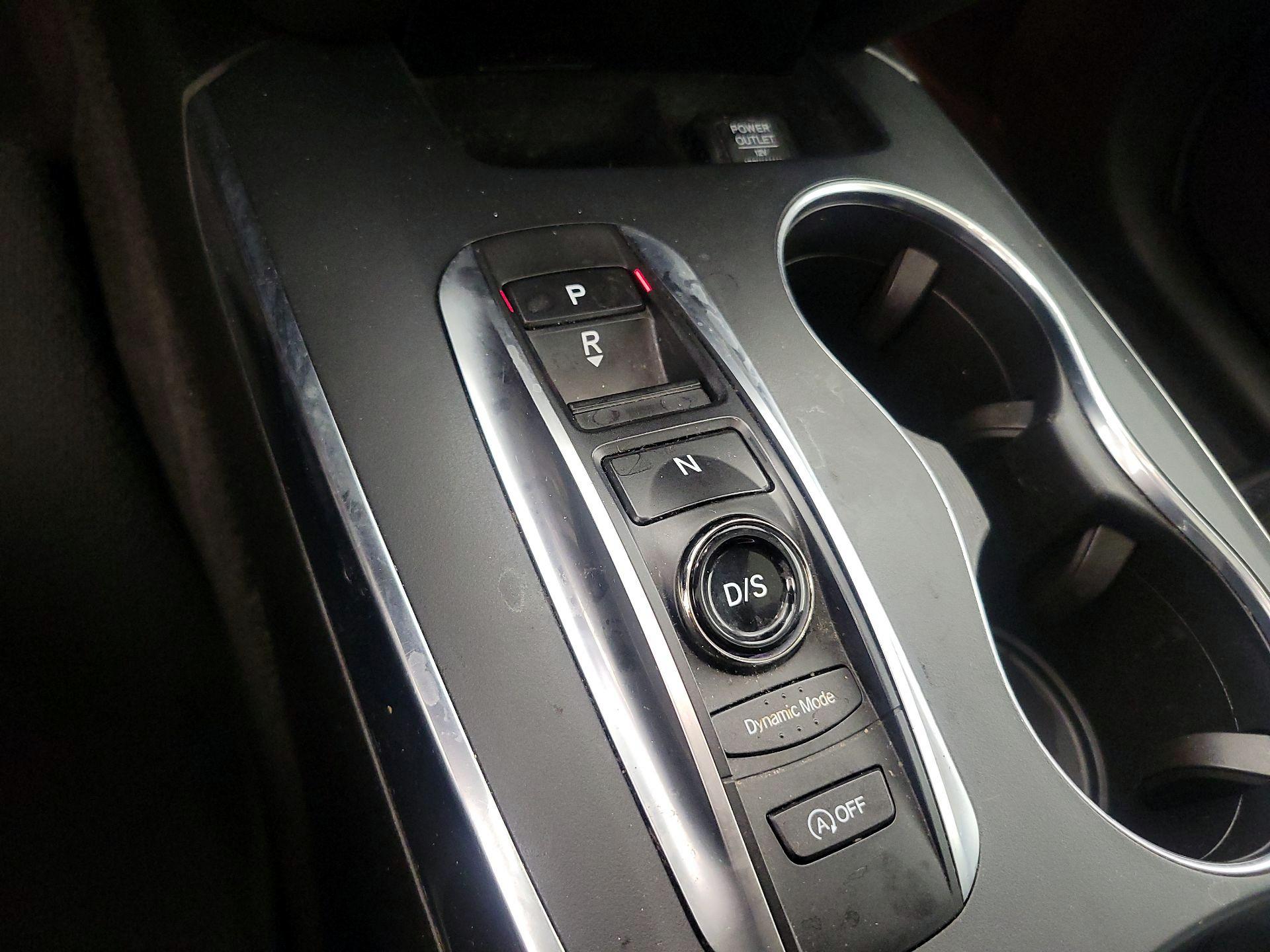 Thumbnail: 2020 Acura MDX - 18