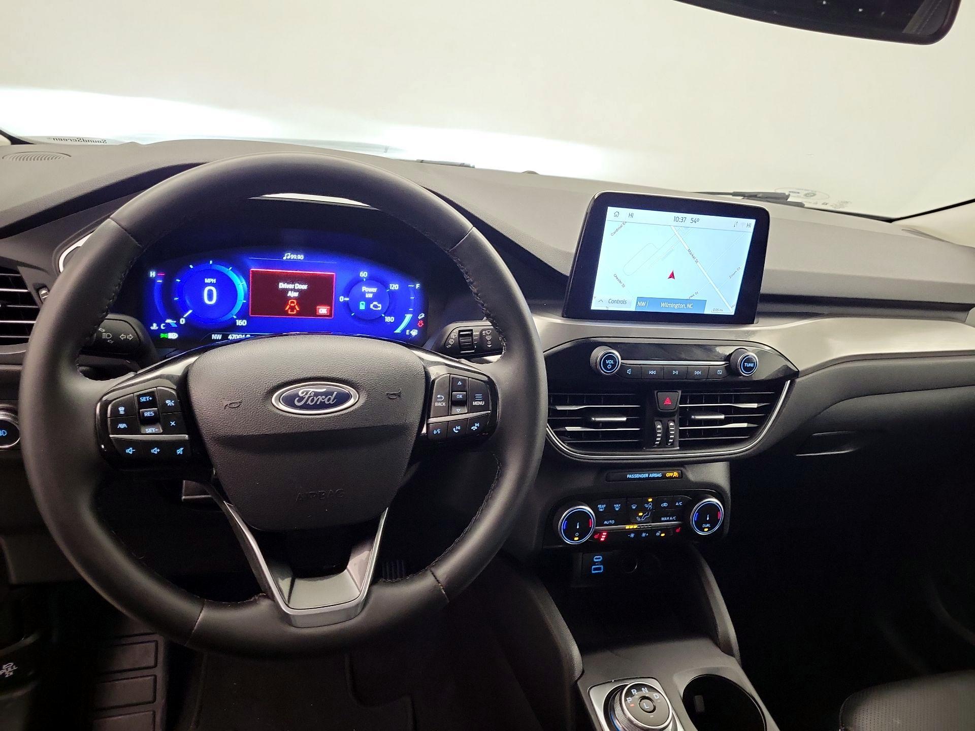 Thumbnail: 2022 Ford Escape - 9