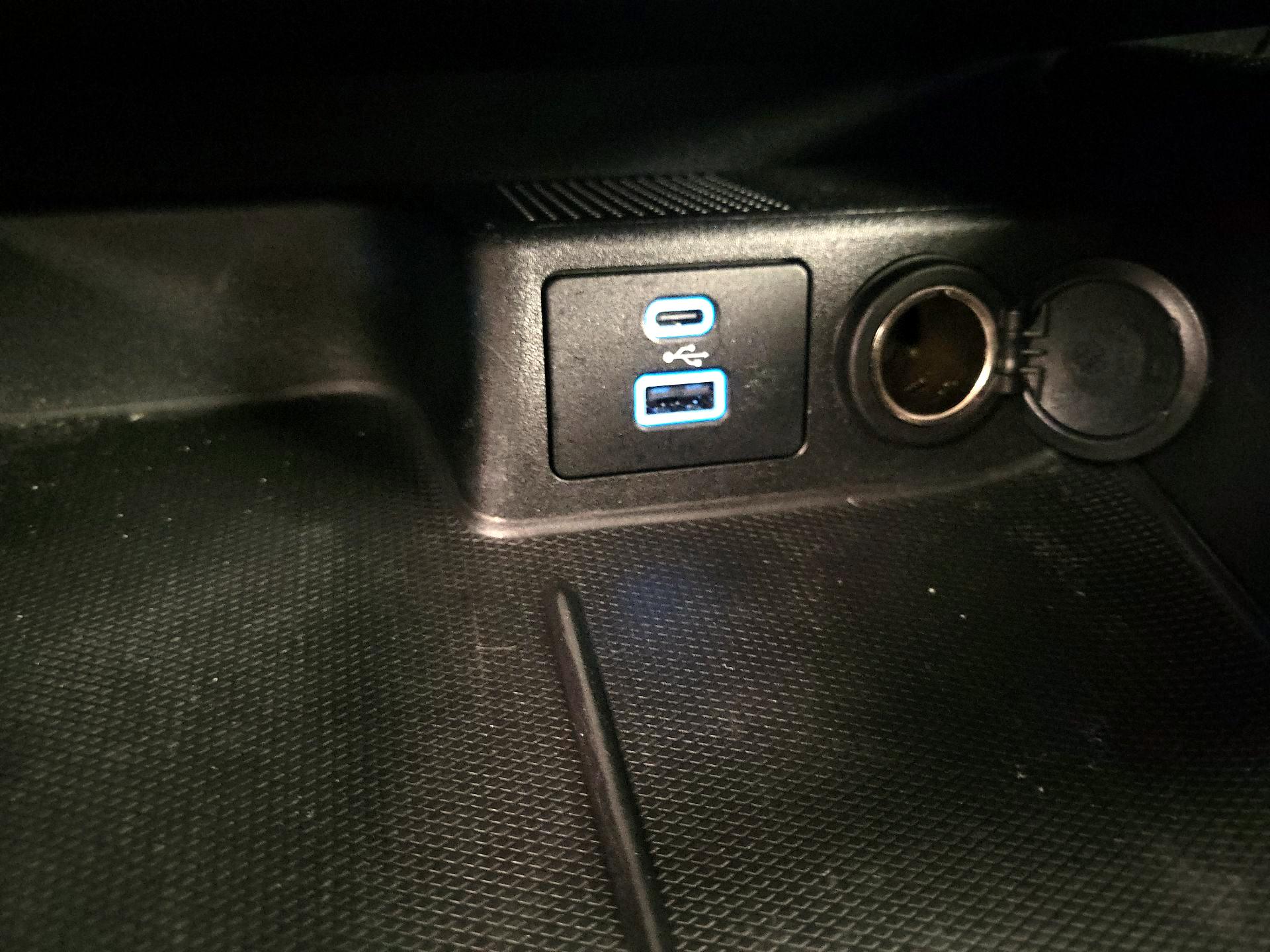 Thumbnail: 2022 Ford Escape - 19