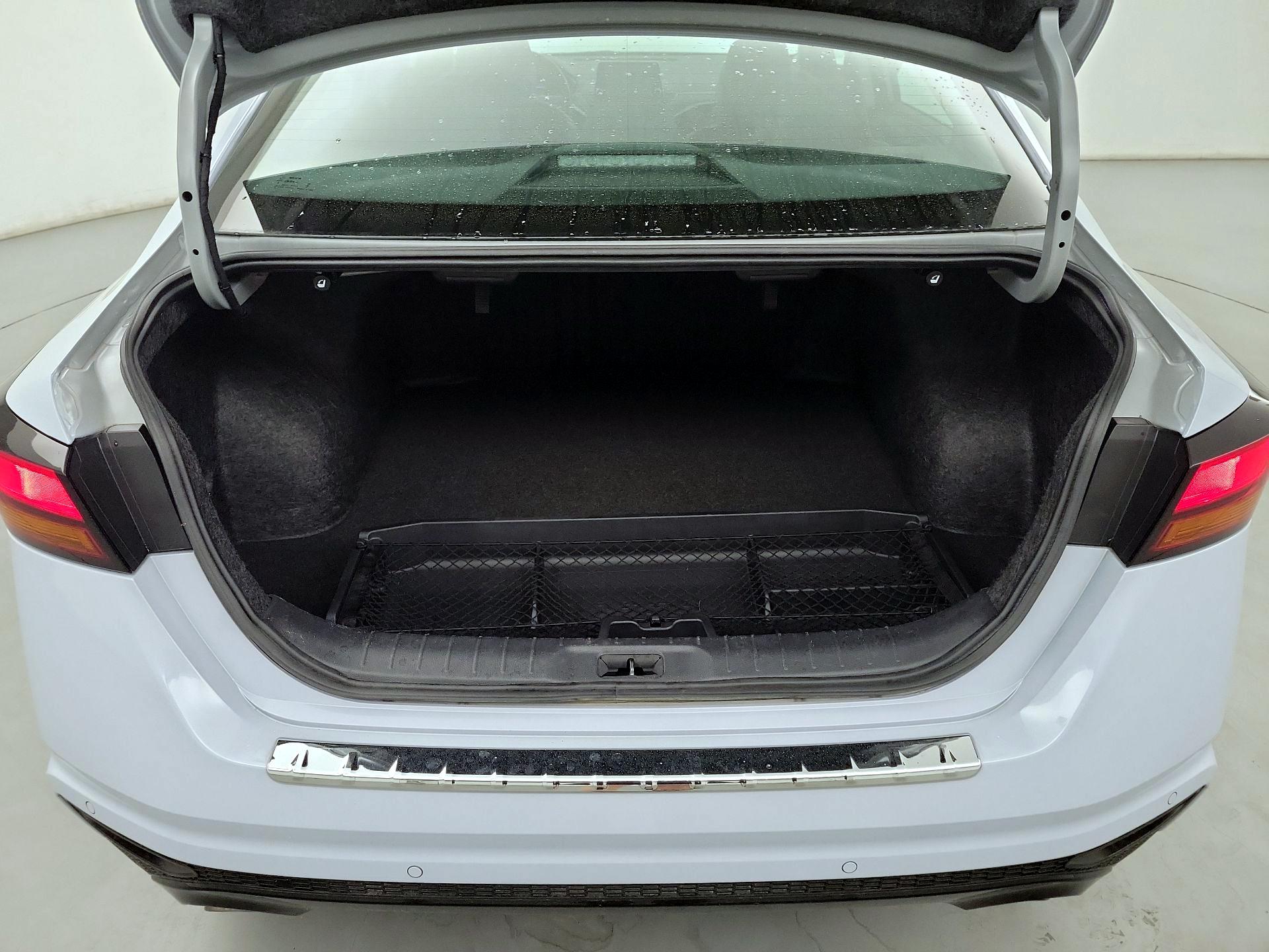 Thumbnail: 2023 Nissan Altima - 20