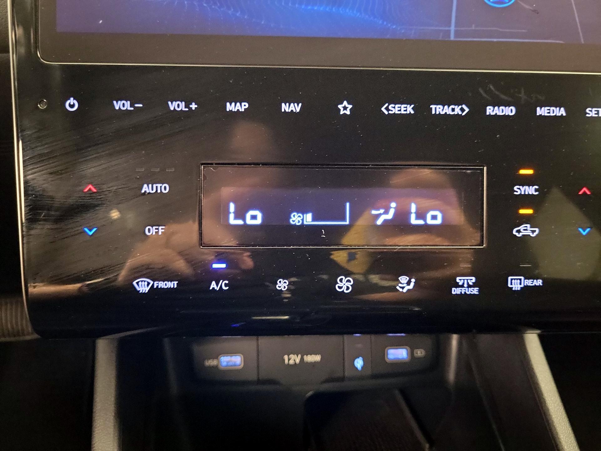 Thumbnail: 2024 Hyundai Santa Cruz - 17