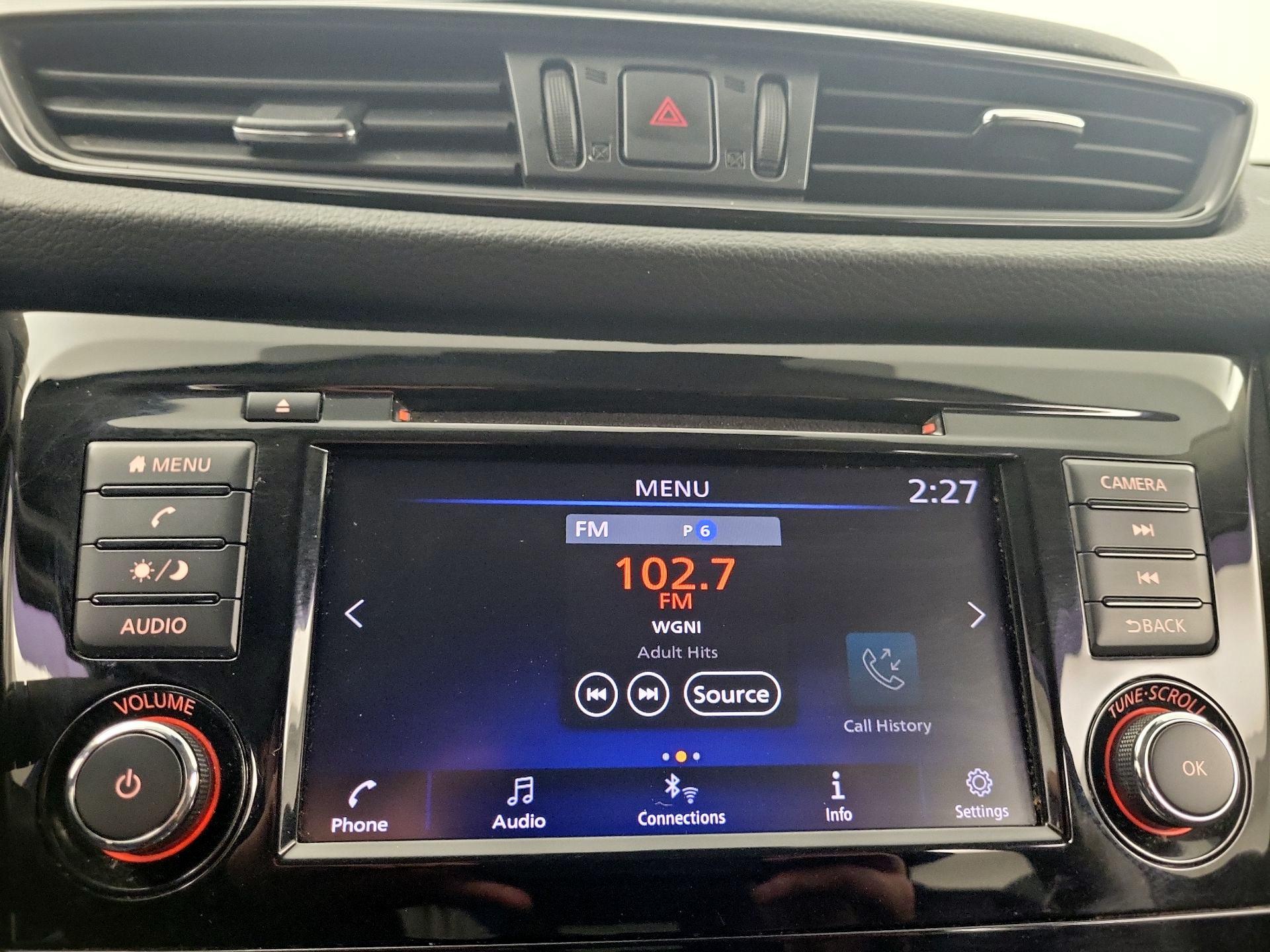 Thumbnail: 2020 Nissan Rogue - 15