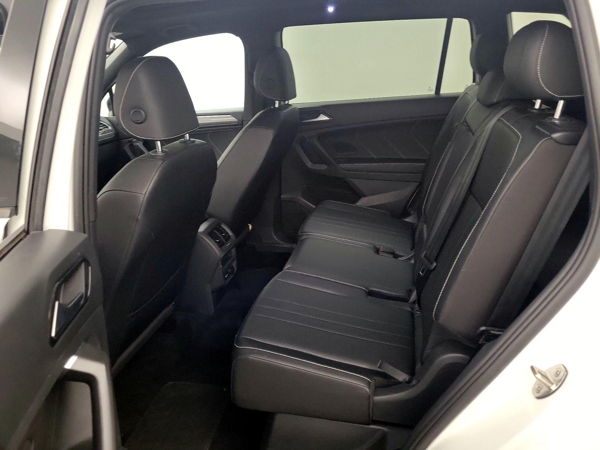 Thumbnail: 2023 Volkswagen Tiguan - 20