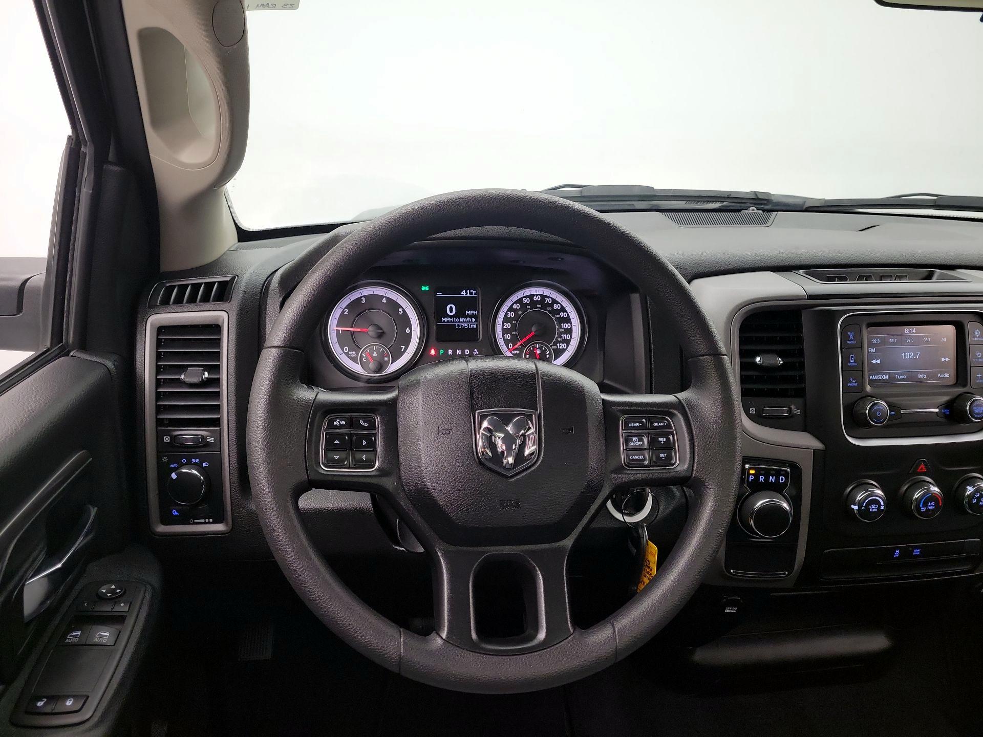 Thumbnail: 2023 RAM 1500 Classic - 10
