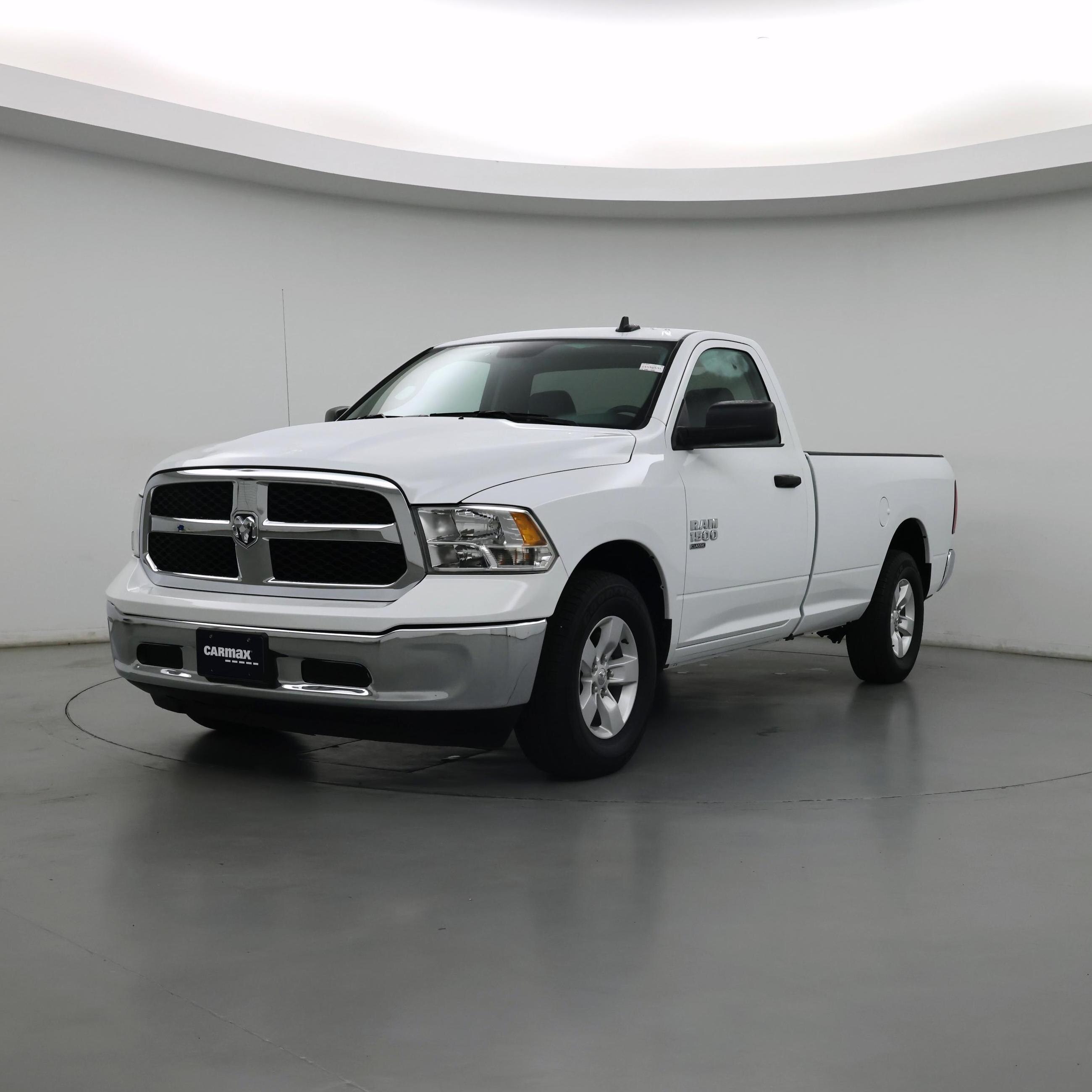 Thumbnail: 2023 RAM 1500 Classic - 4