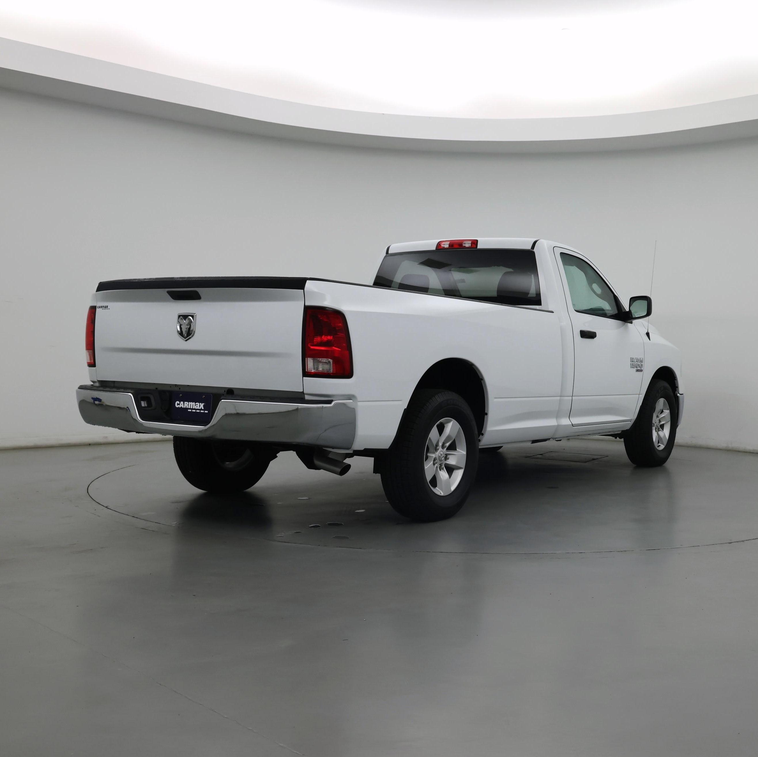 Thumbnail: 2023 RAM 1500 Classic - 8