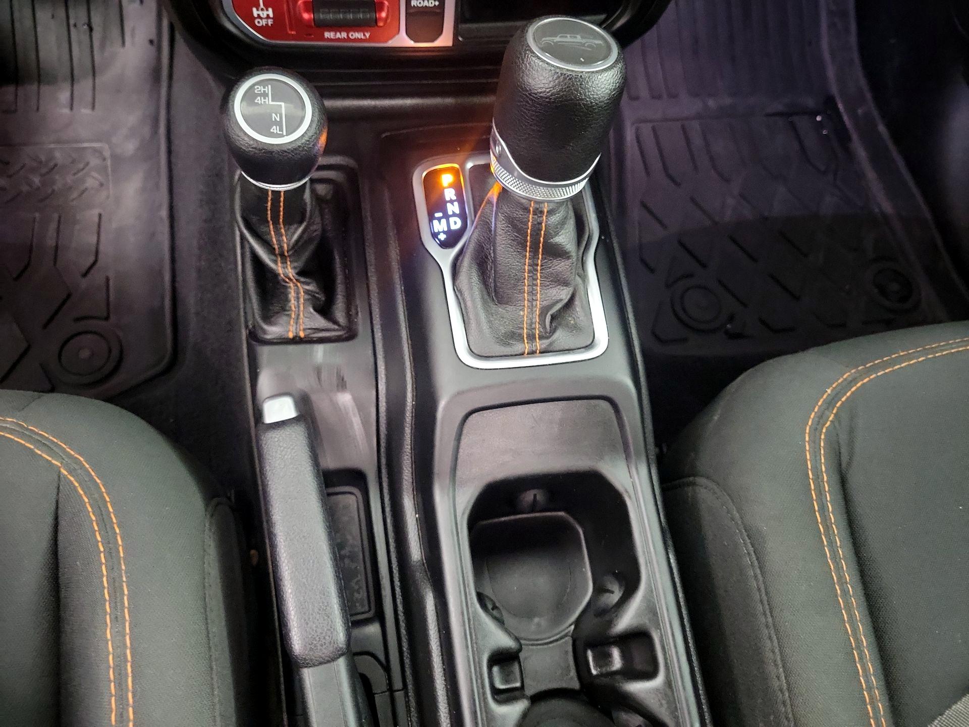 Thumbnail: 2021 Jeep Gladiator - 17